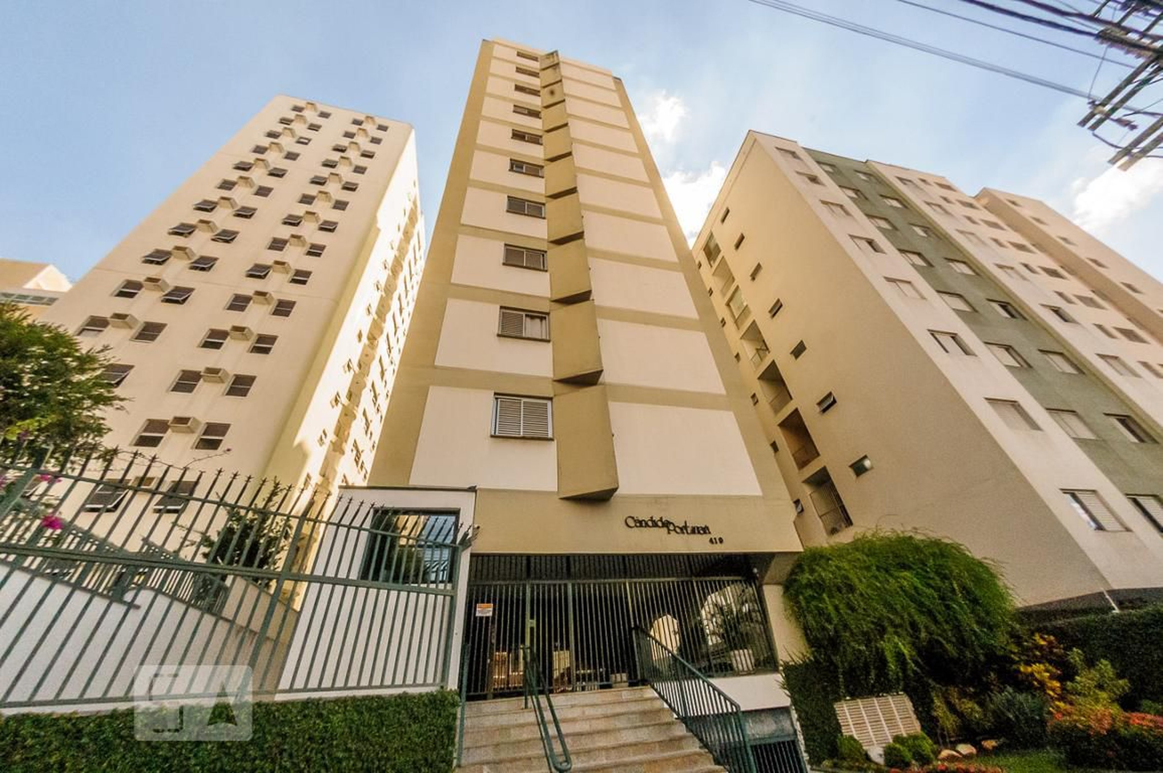 Fachada do Prédio Condomínio em Rua Olavo Bilac, 419