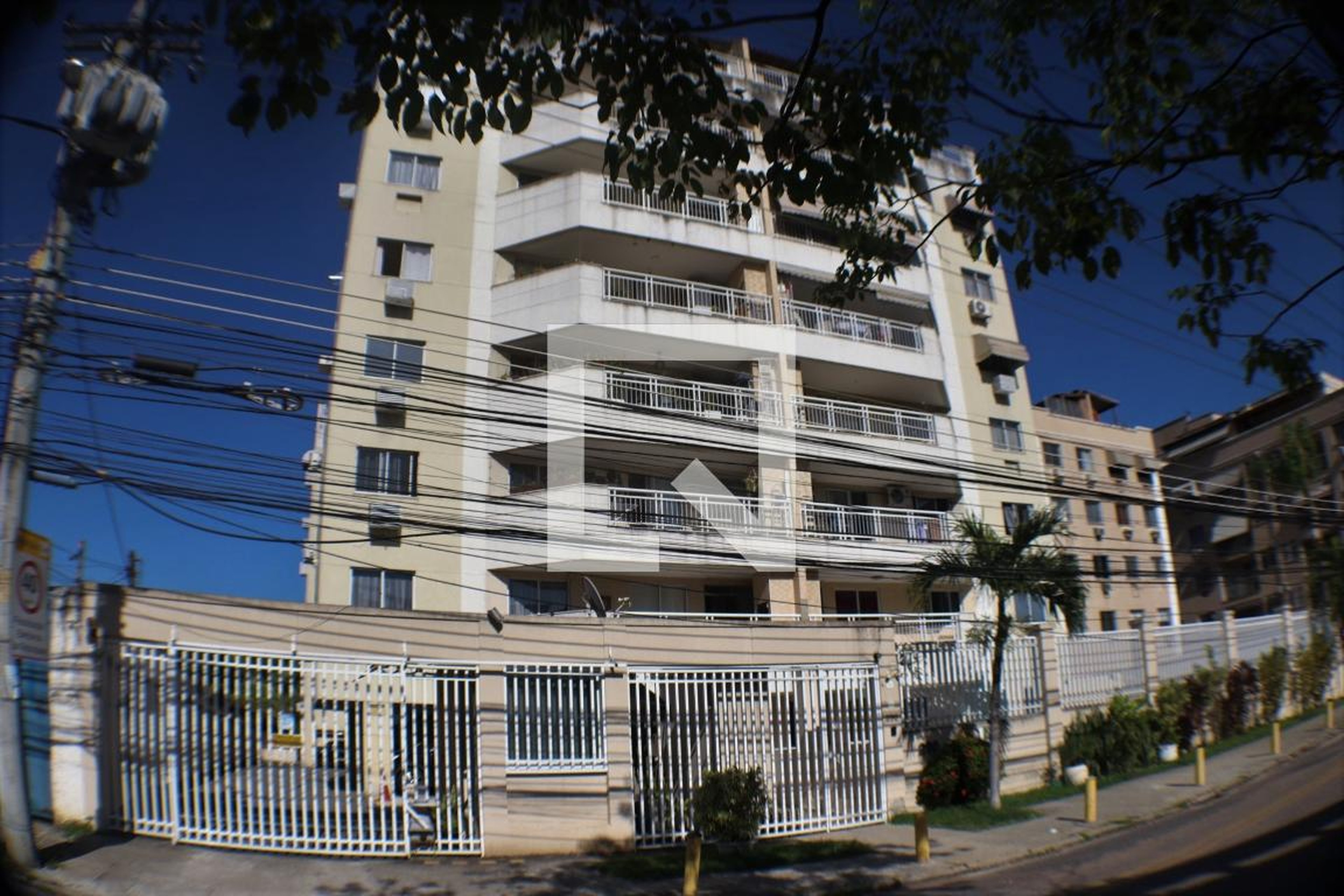 Fachada do Condomínio Condomínio Mix Residencial
