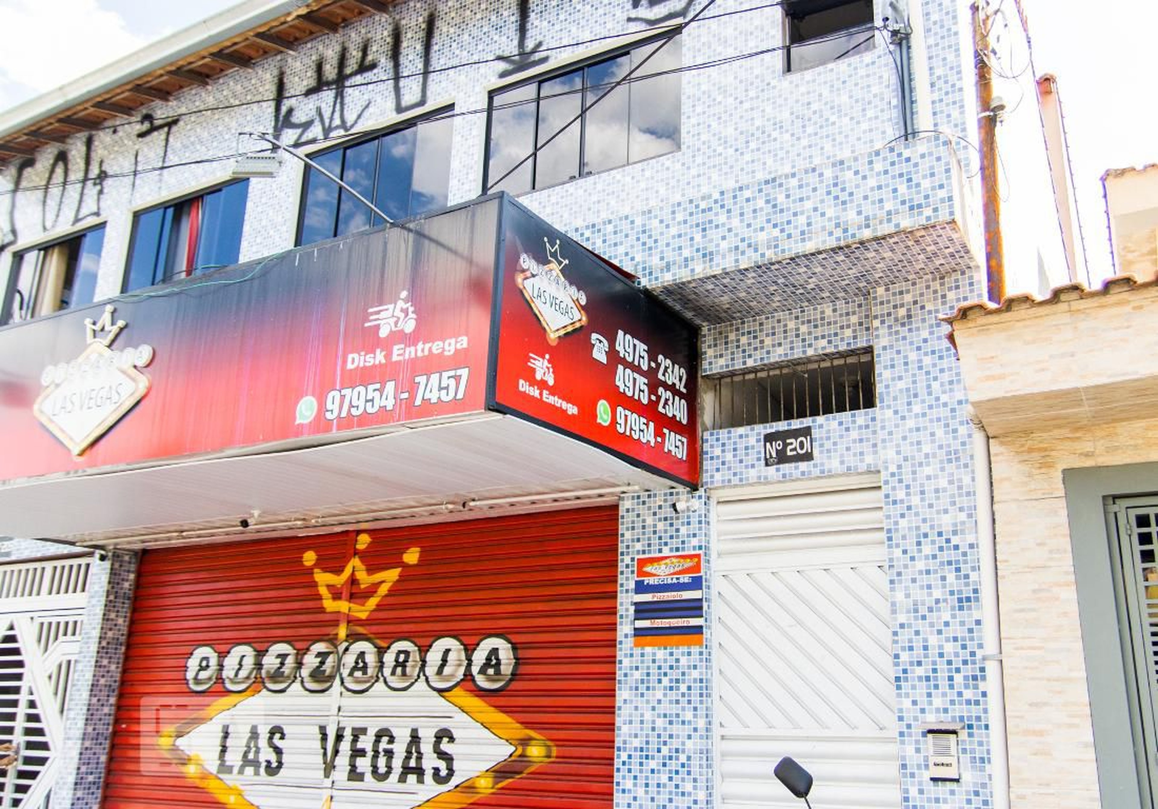 Fachada Condomínio em Avenida André Ramalho, 201