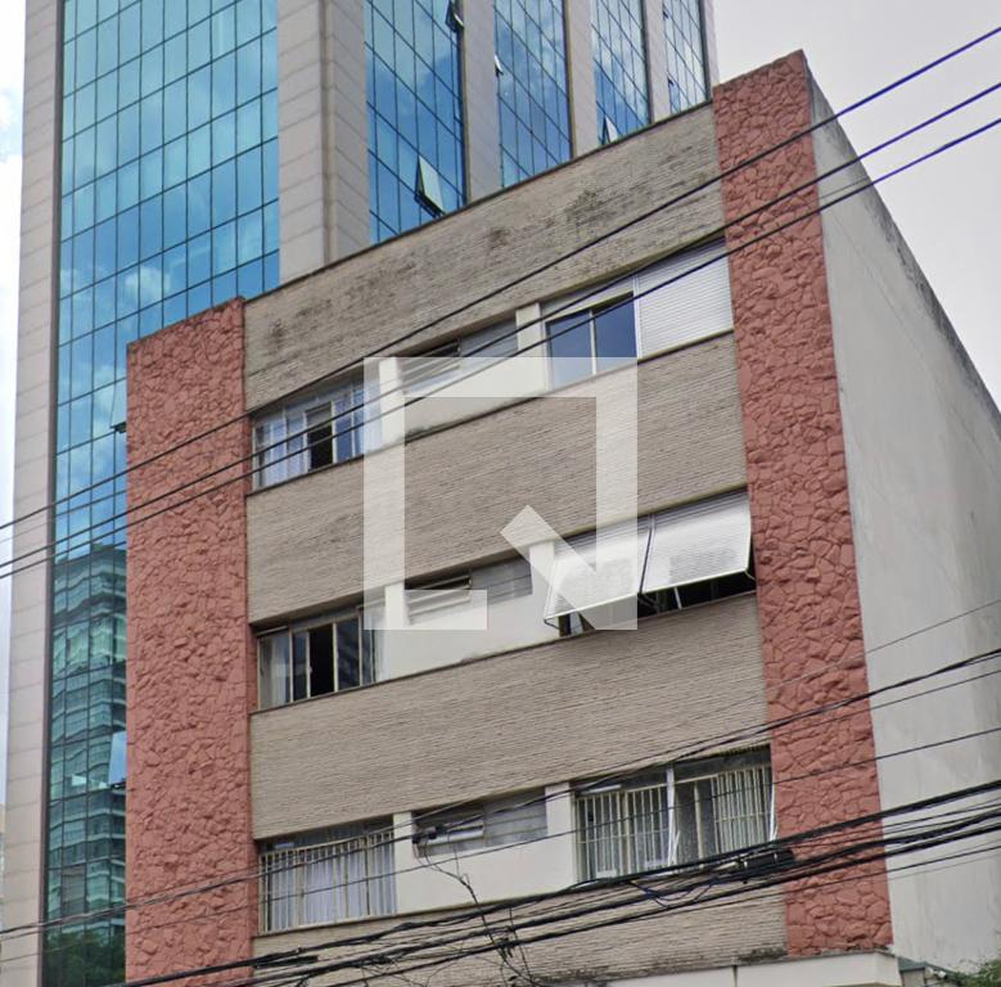 Fachada do Prédio Condomínio em Rua Afonso Braz, 876