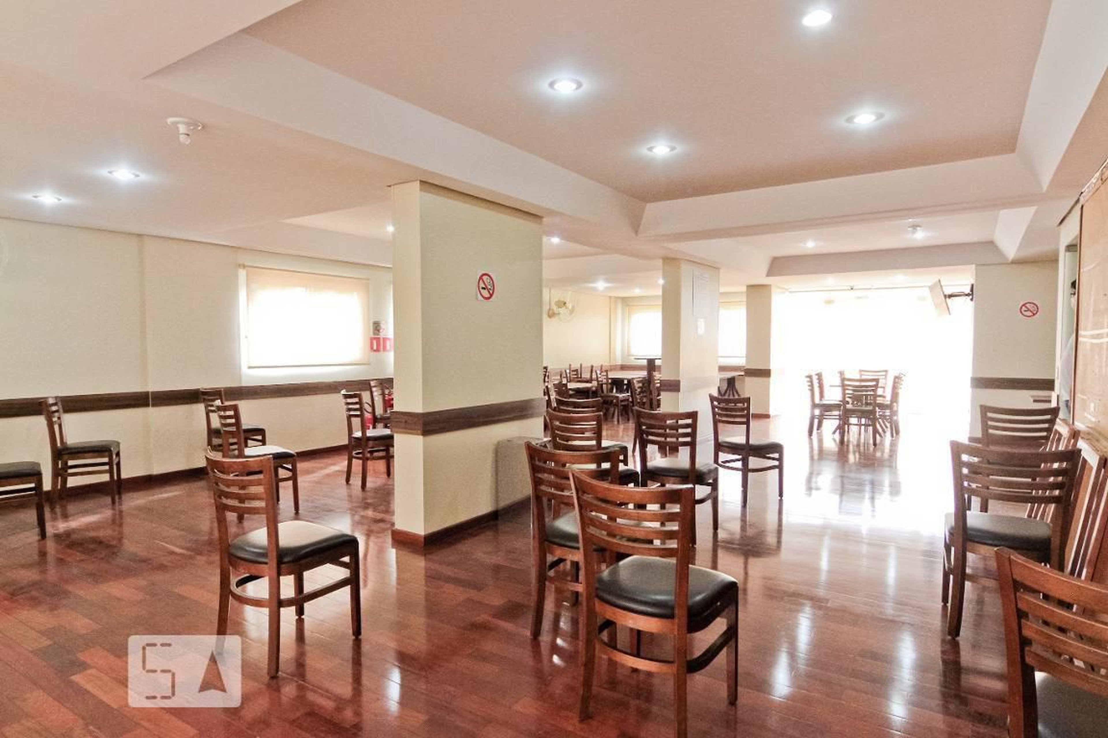 Salão de Festas - Iva Alpiovezza