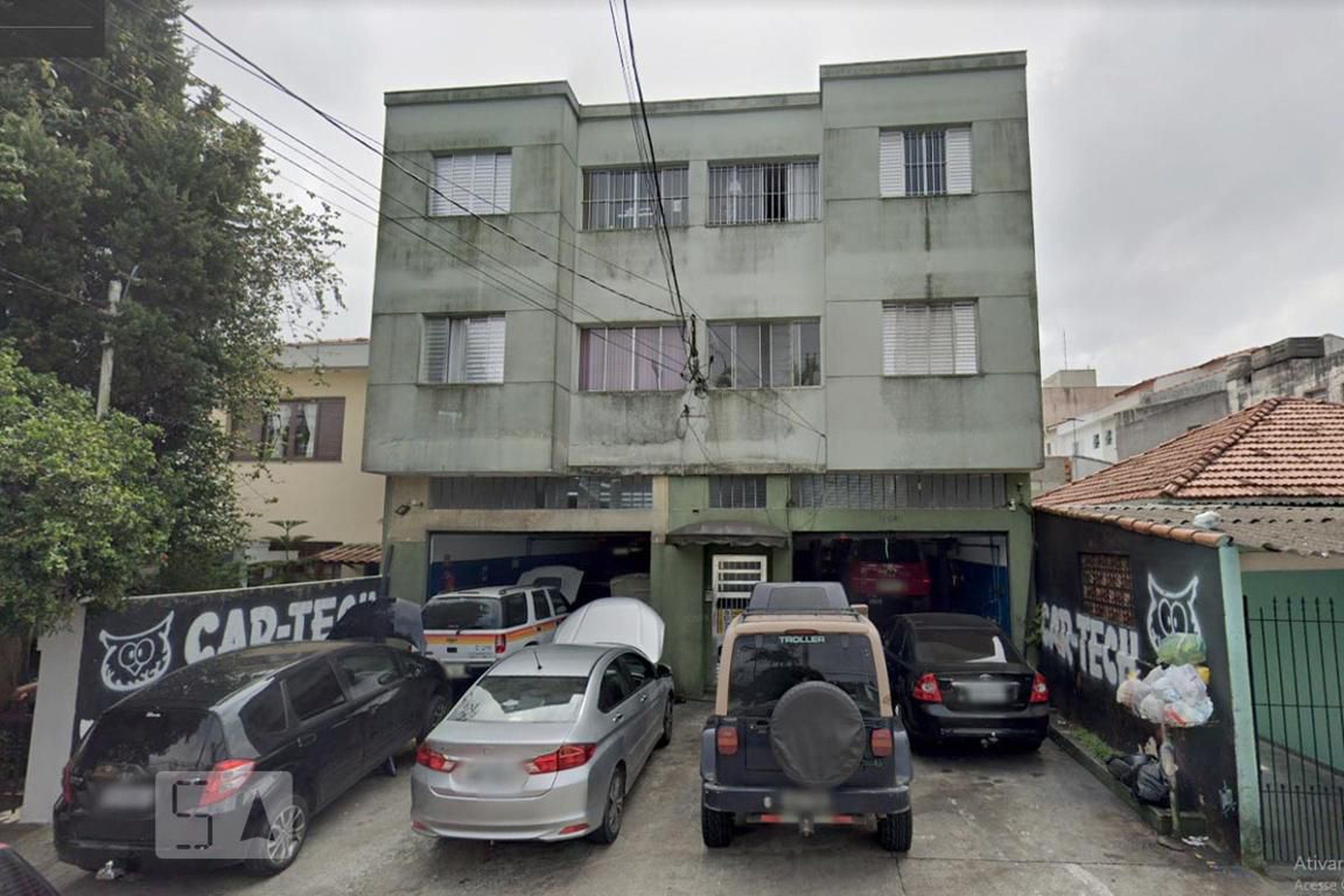 Fachada Condomínio em Rua Cristiano Angeli, 1526