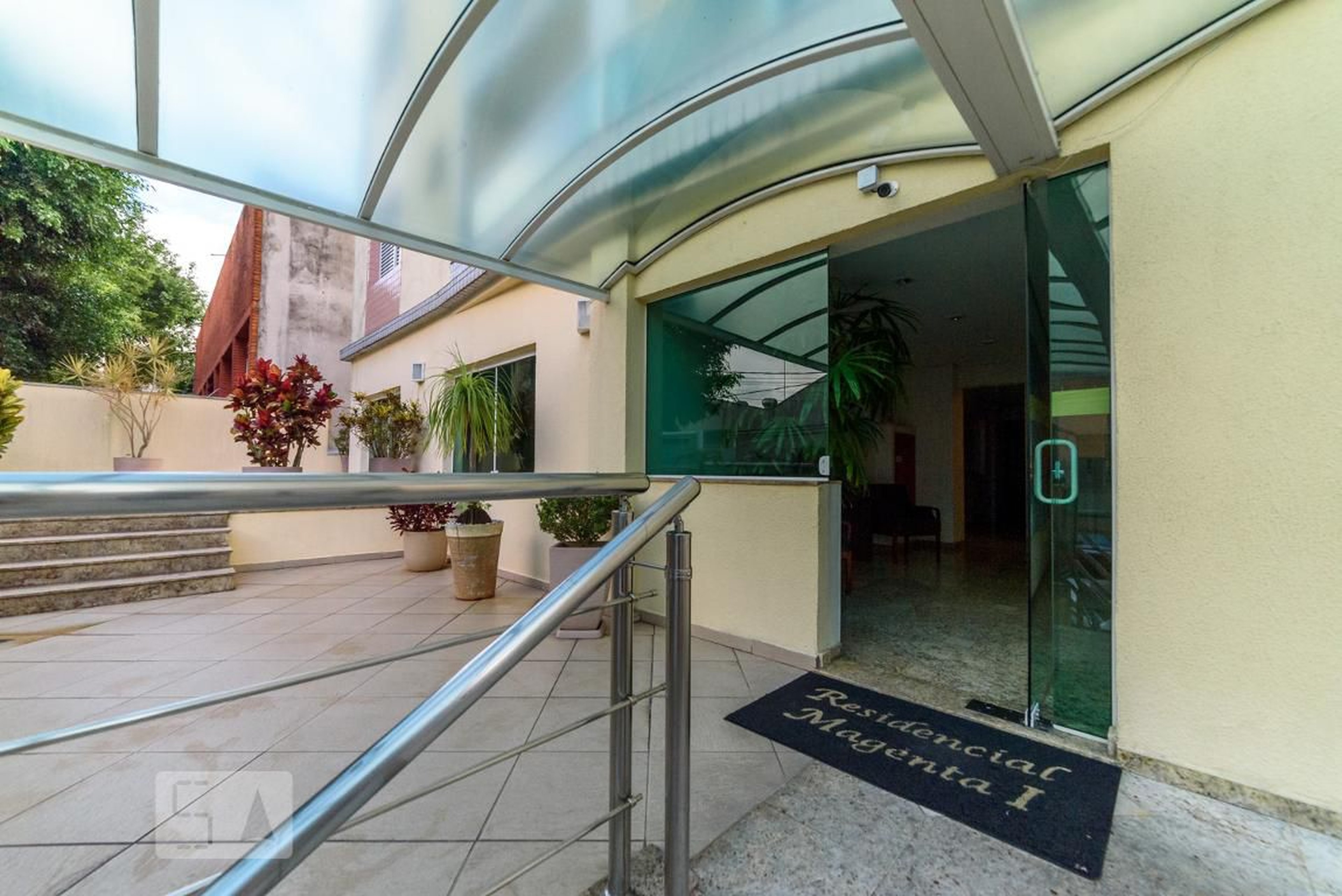 Hall de Entrada - Magenta I