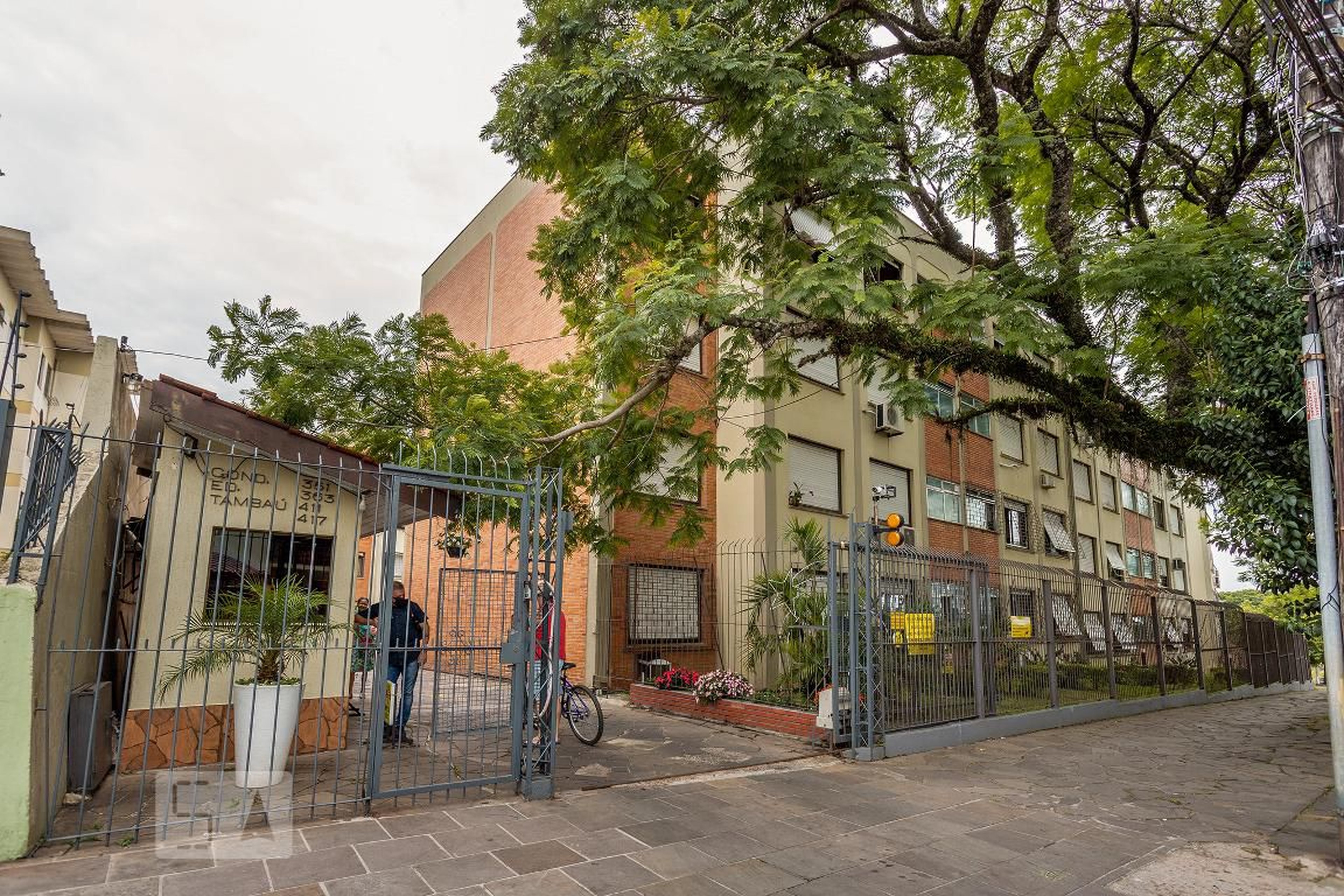 Fachada Condomínio em Rua Barão de Bagé, 363