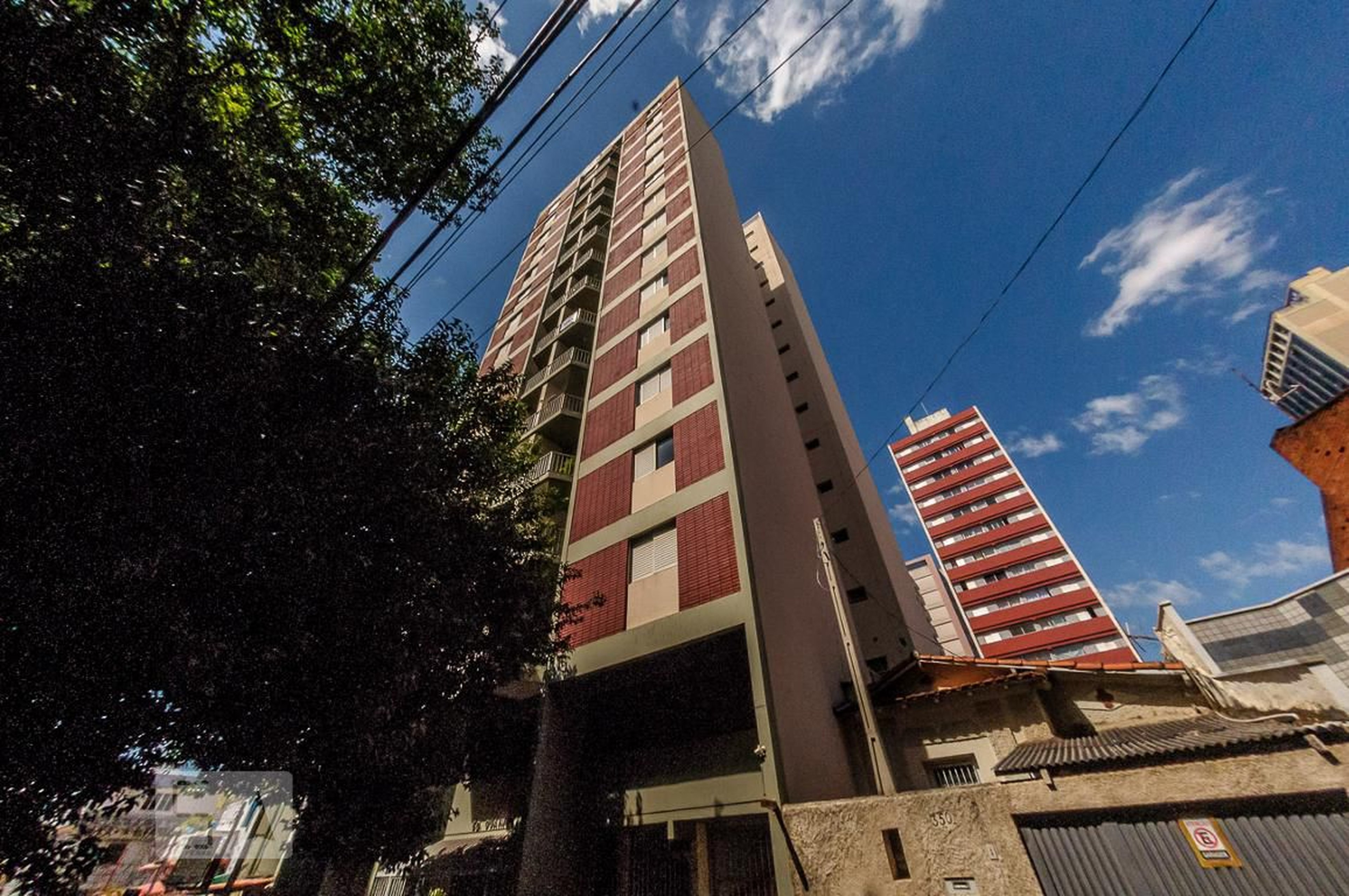 Fachada do Prédio Condomínio Guaimbe