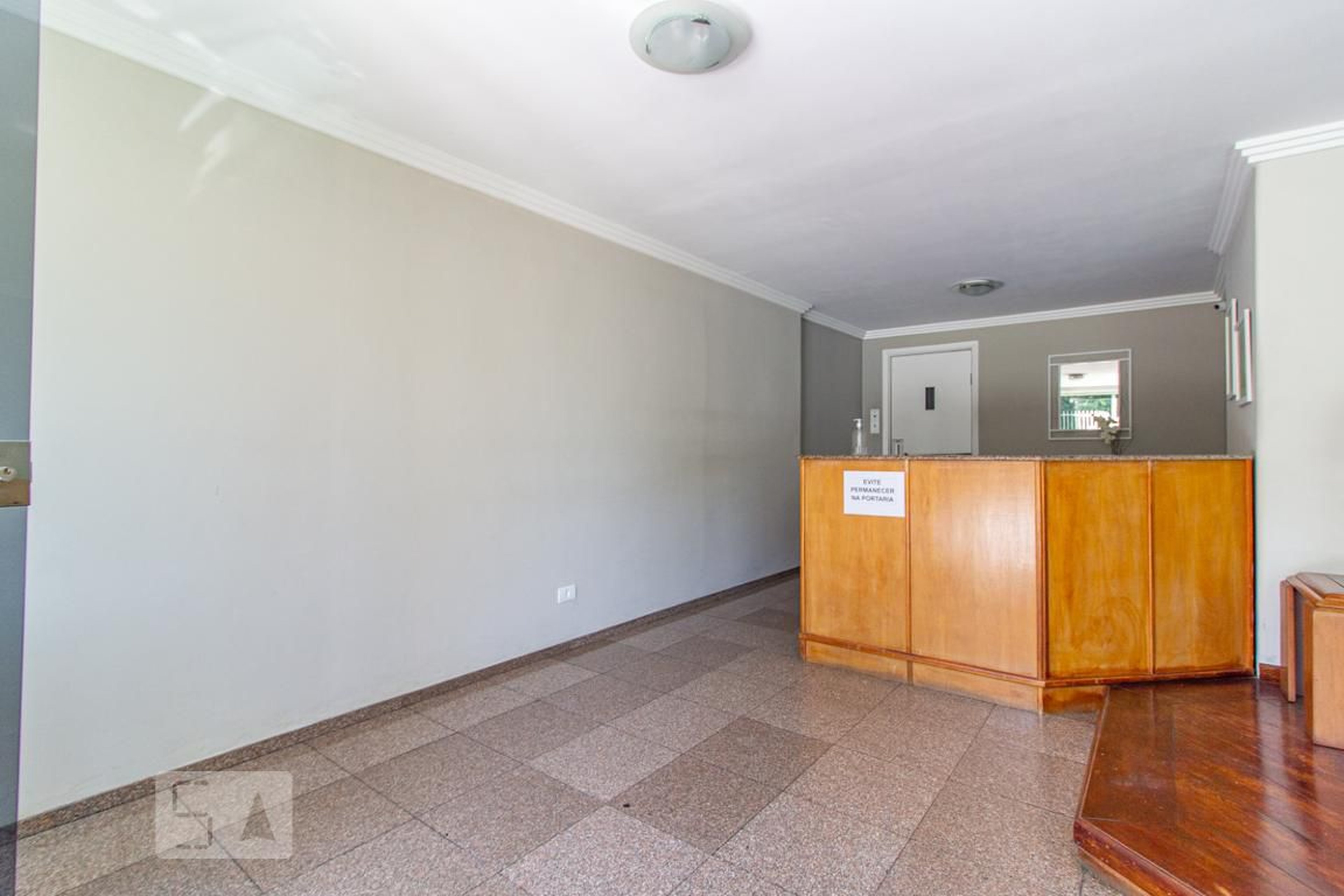 Hall de Entrada - Edifício Elisa Maria