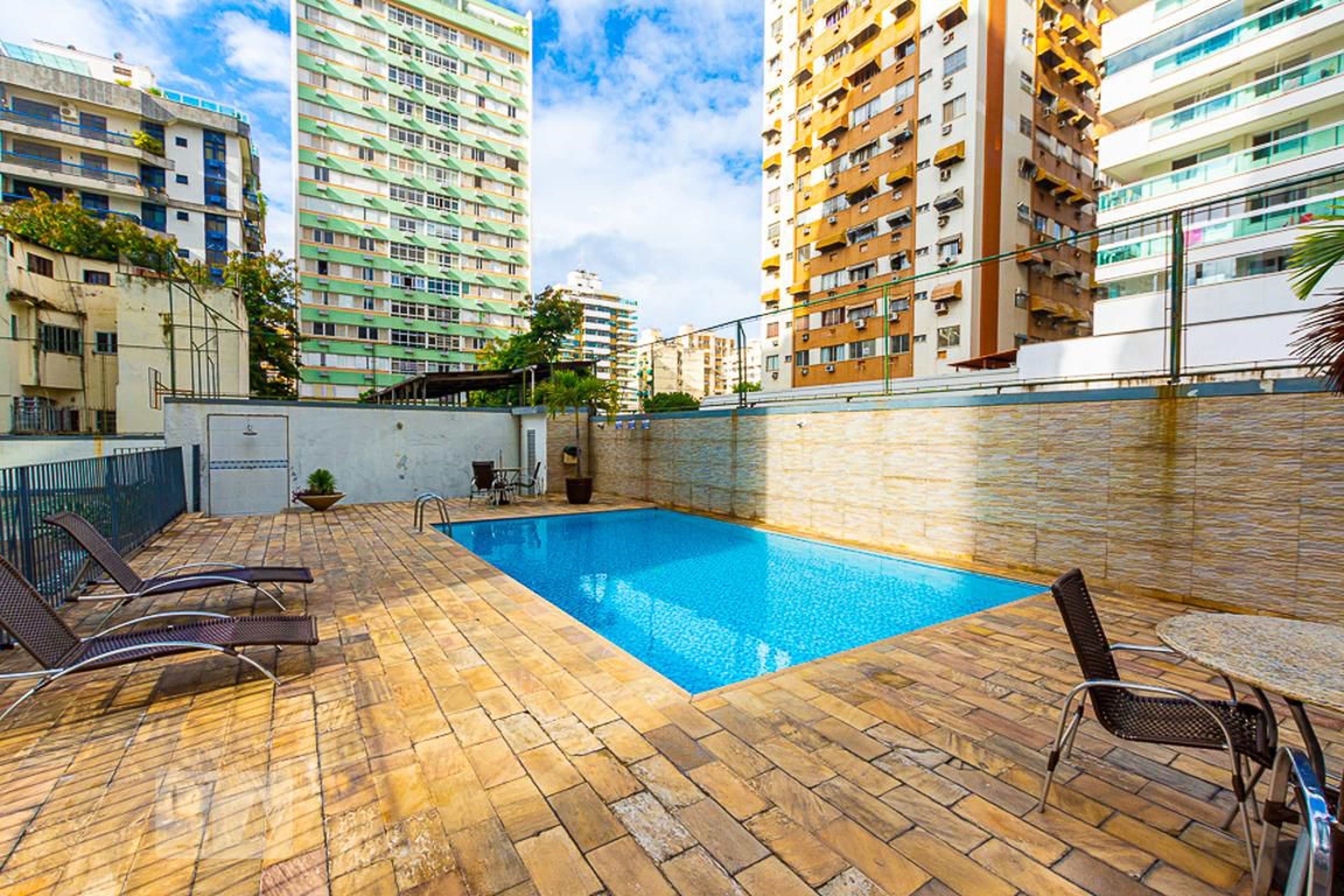 Piscina - Edifício Bonneville