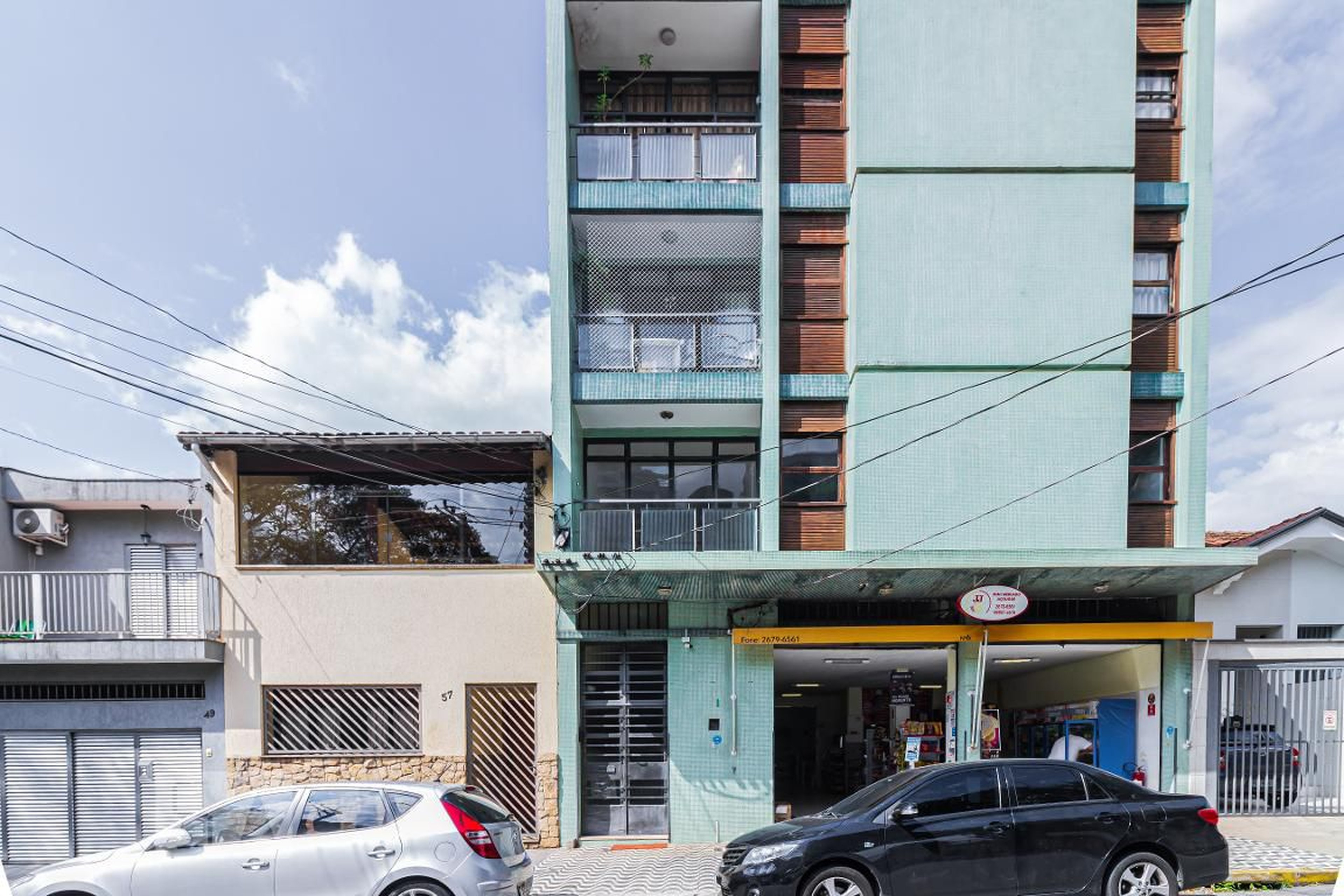 Fachada Condomínio em Praça Alfredo Weiszflog, 59