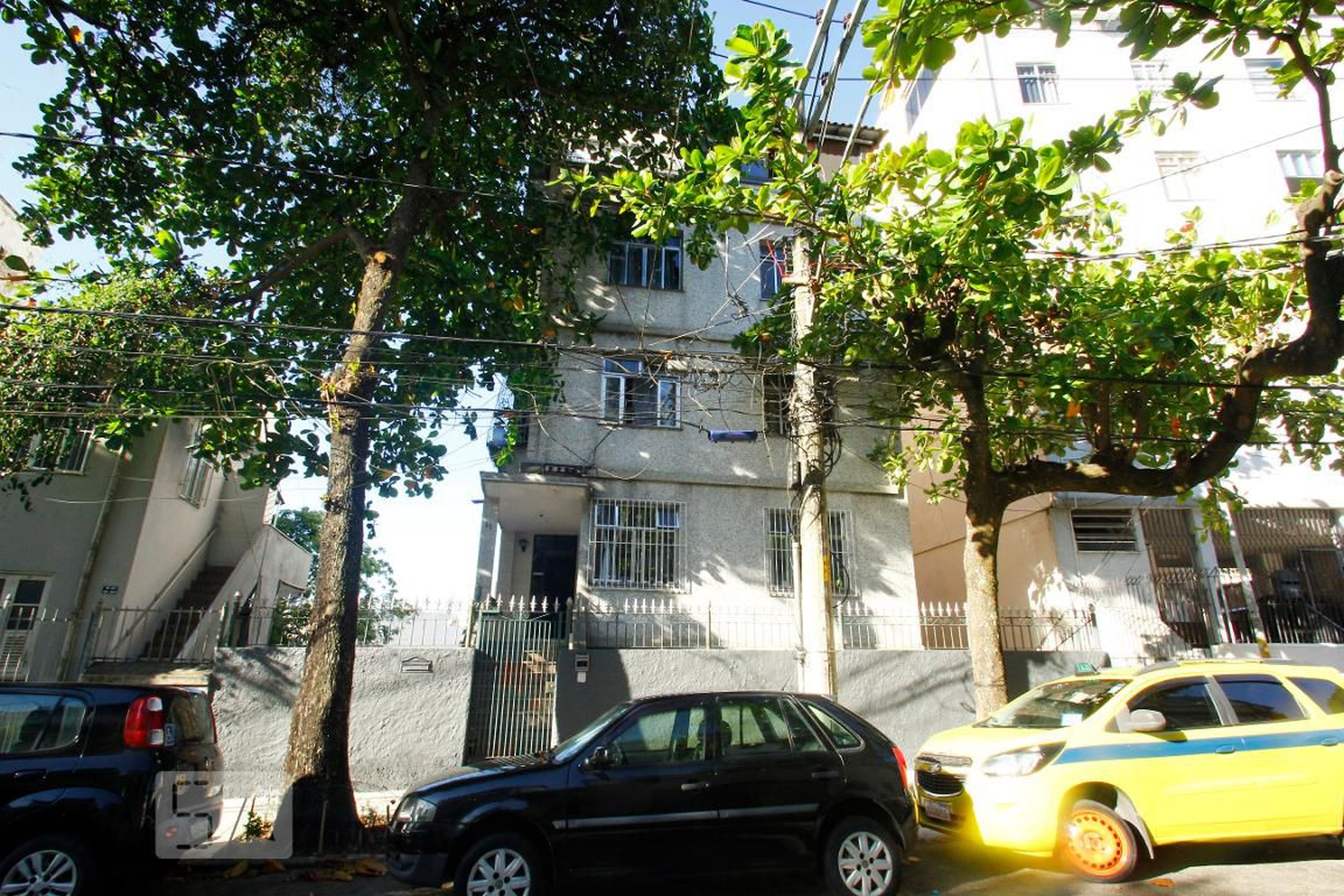 Fachada do Prédio Condomínio em Rua Cardeal Dom Sebastião Leme, 55