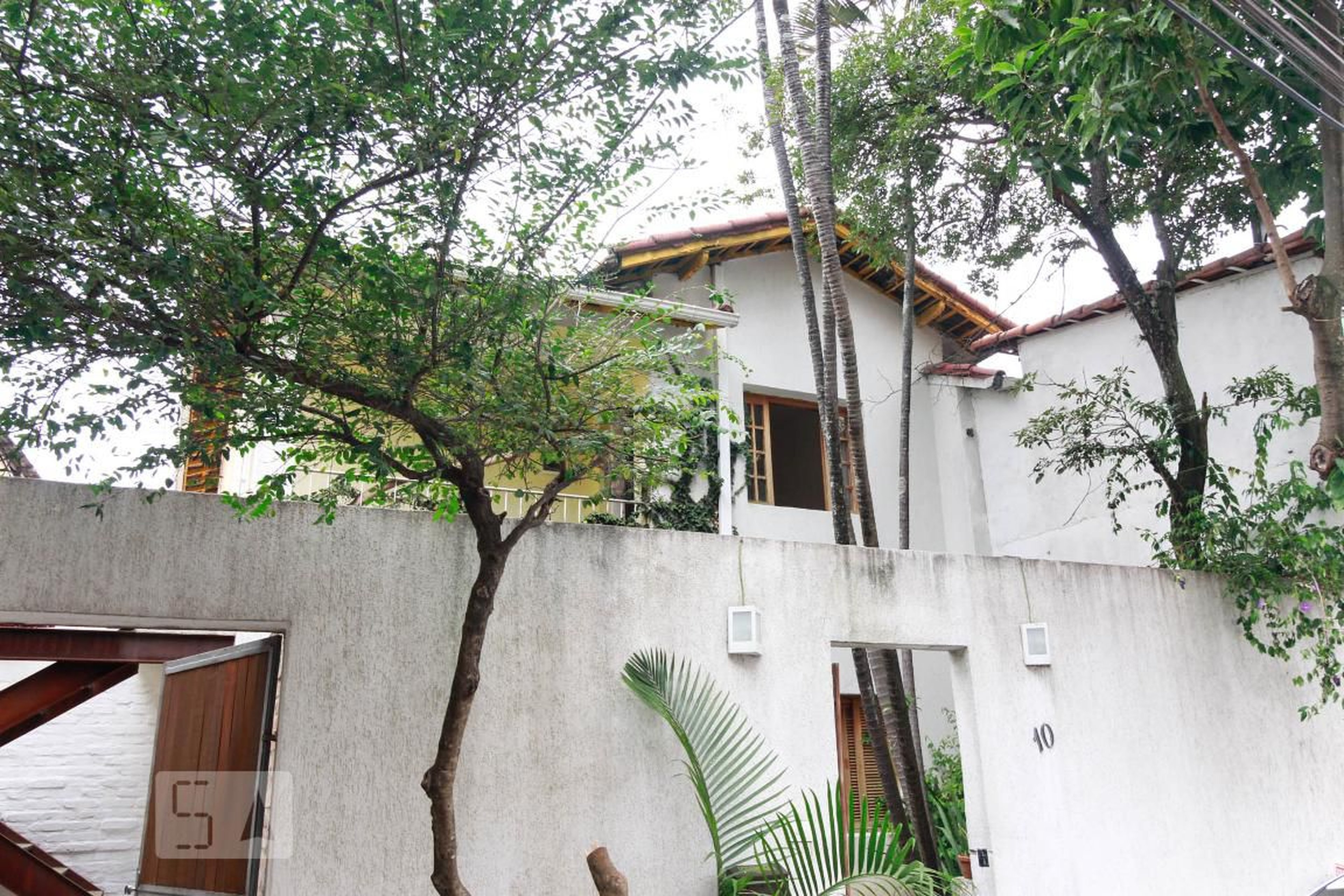 Fachada Condomínio em Rua Florindo Braglia, 10