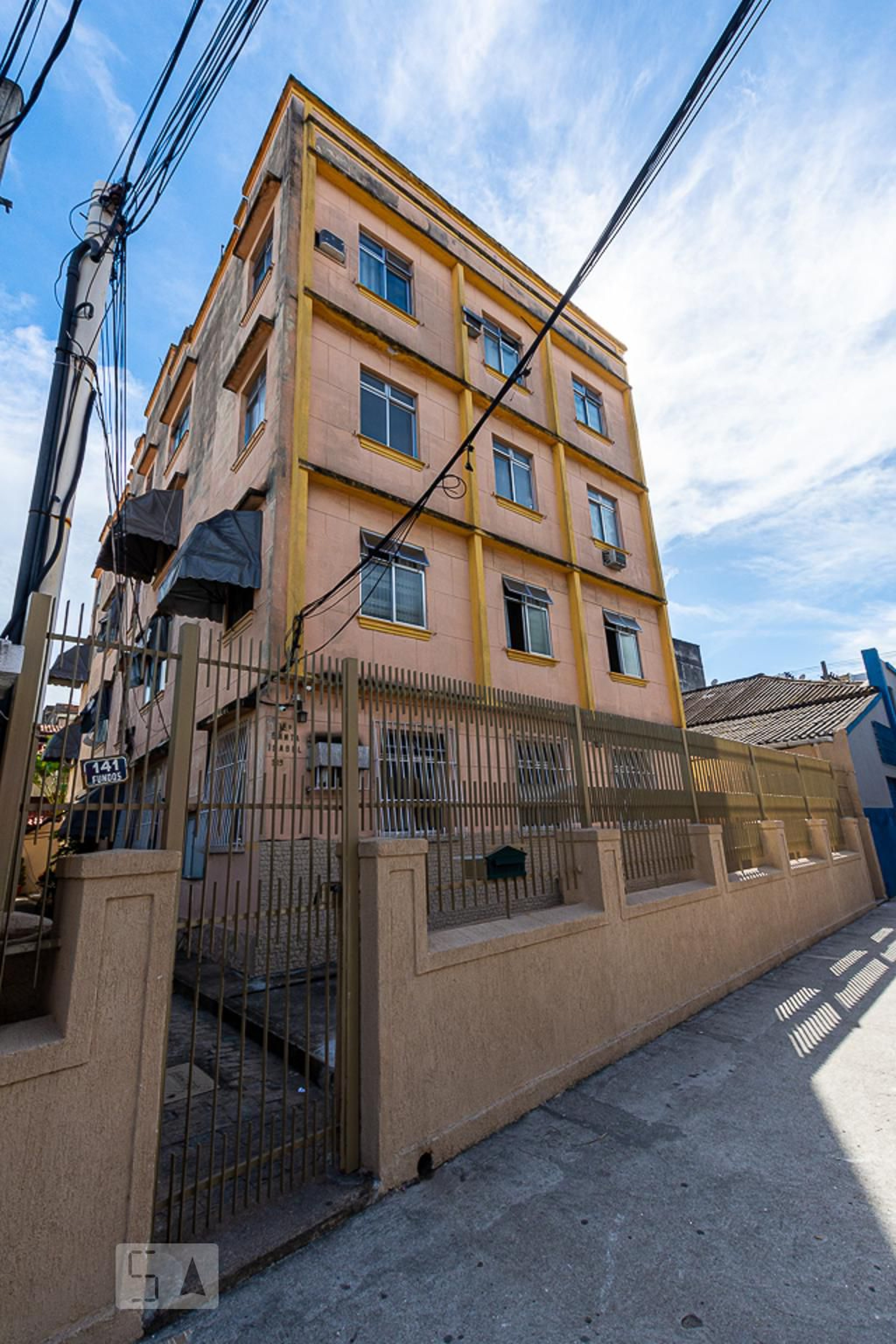 Fachada Condomínio em Rua Saldanha Marinho, 139