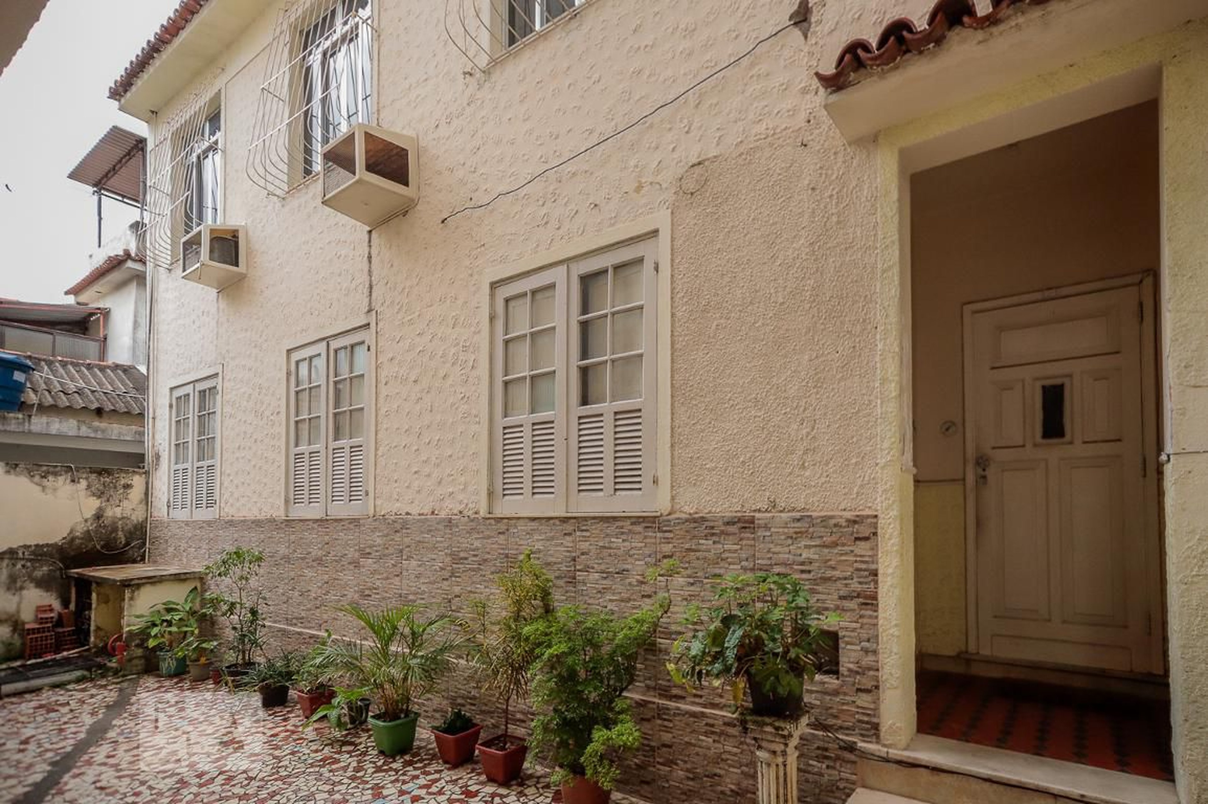 Fachada Condomínio em Rua Doutor Manuel Cotrim, 334