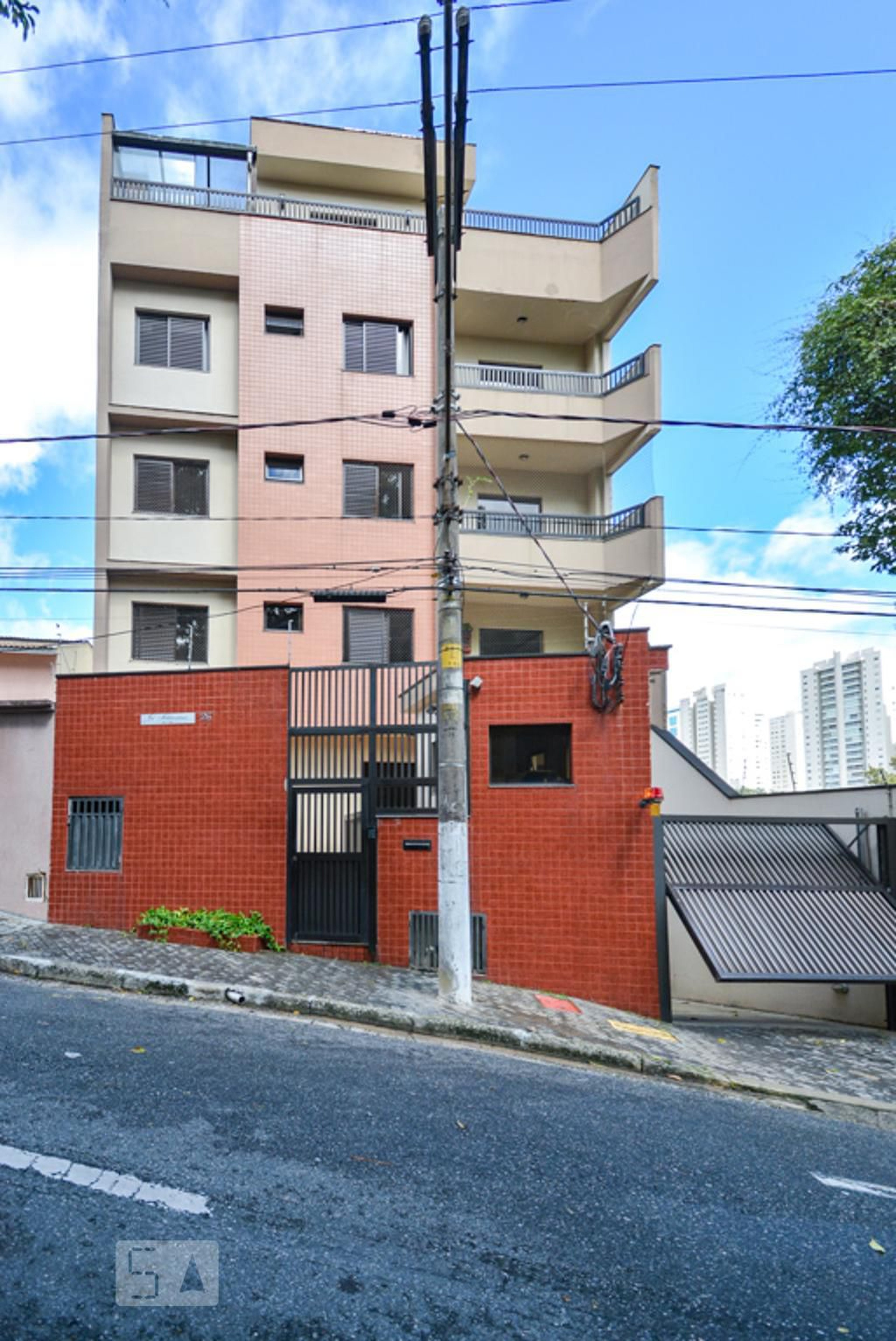 Fachada Edifício Mediterrâneo