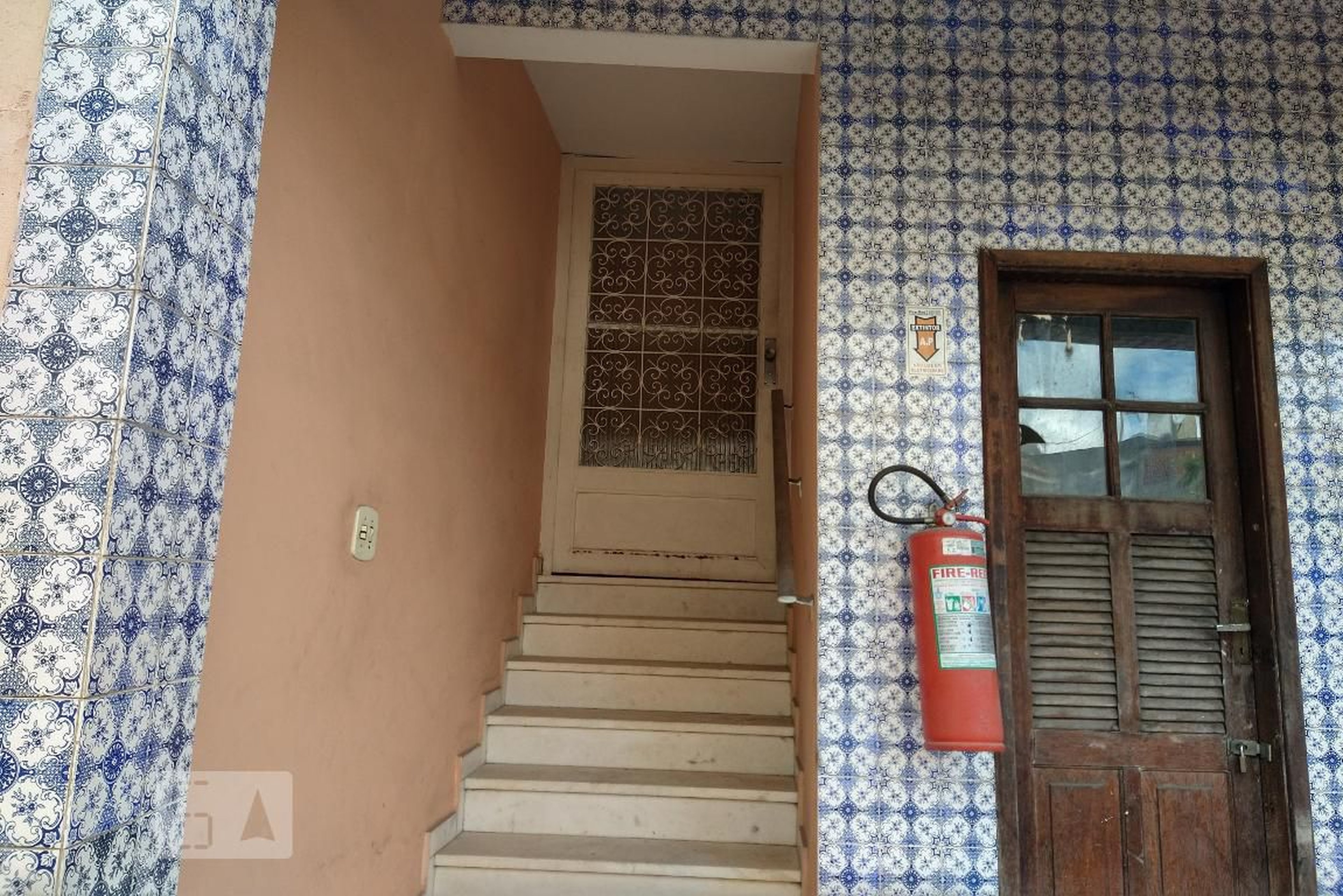 Fachada Condomínio em Rua Doutor Pache de Faria, 67