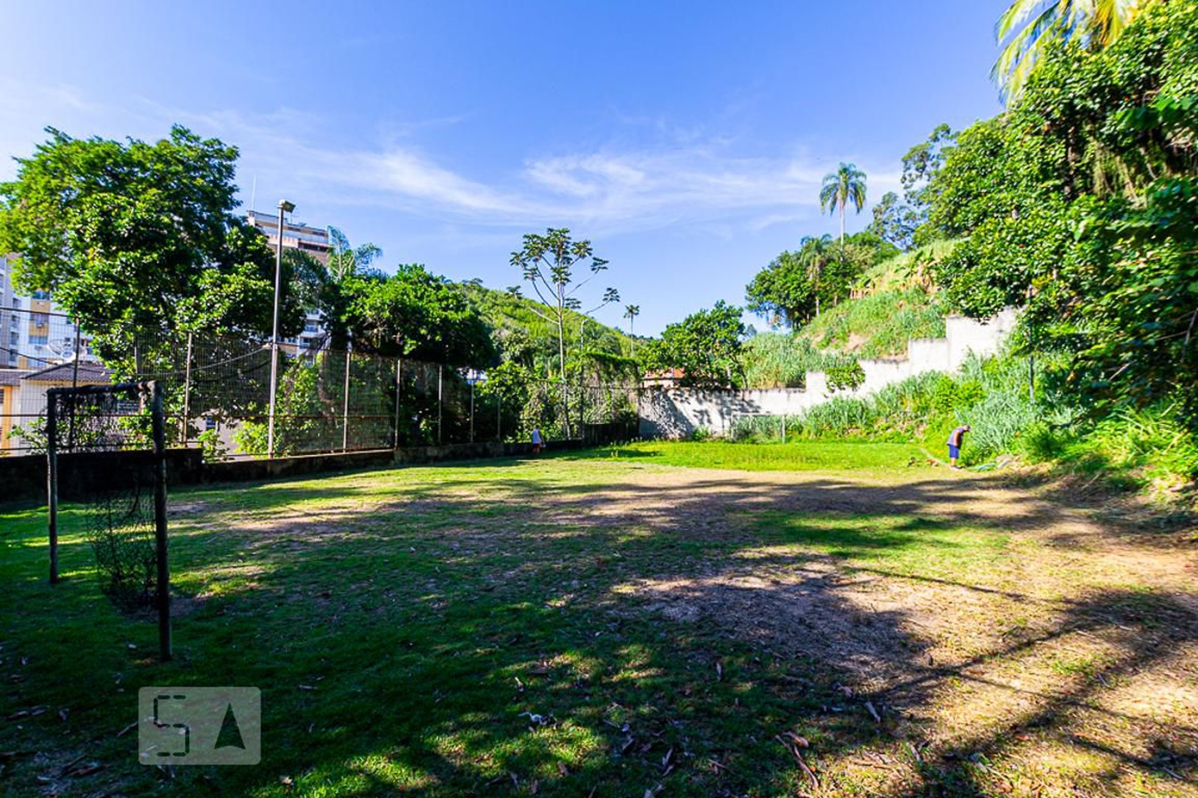 Quadra Esportiva Condomínio em Rua Desembargador Lima Castro, 302