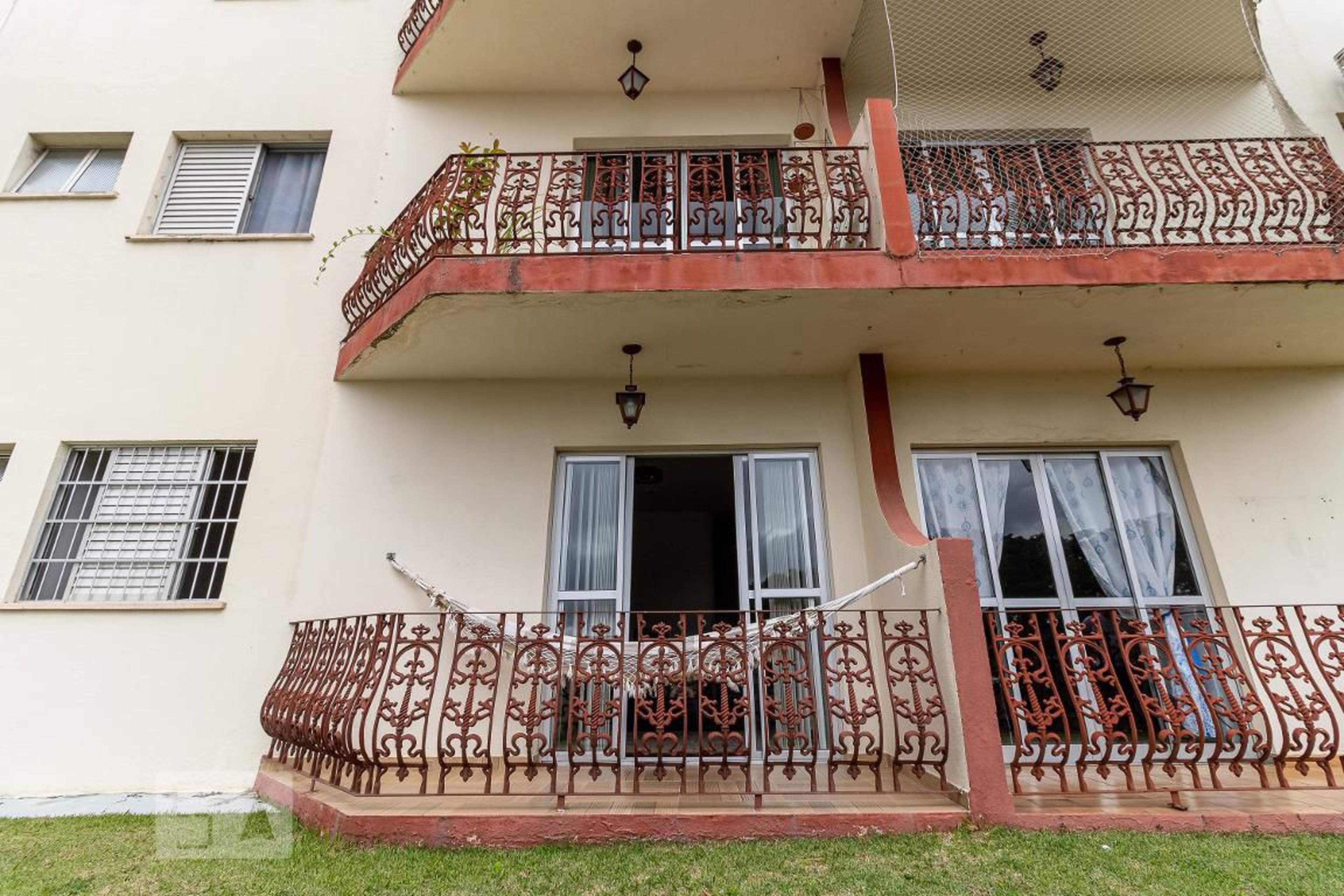 Fachada Condomínio Solar das Paineiras