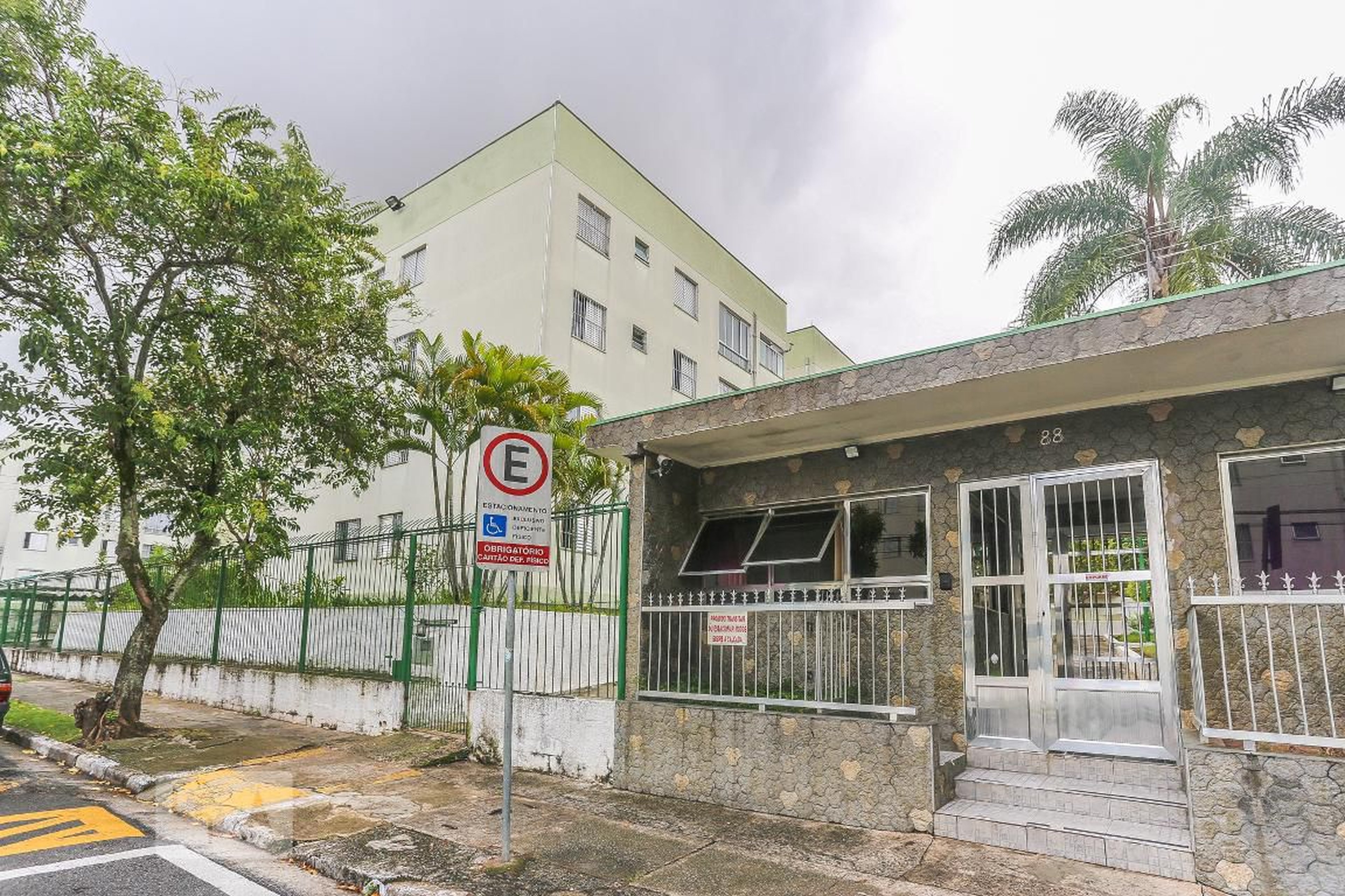 Fachada do Condomínio Condomínio Res. Subtenente Paulo Diego