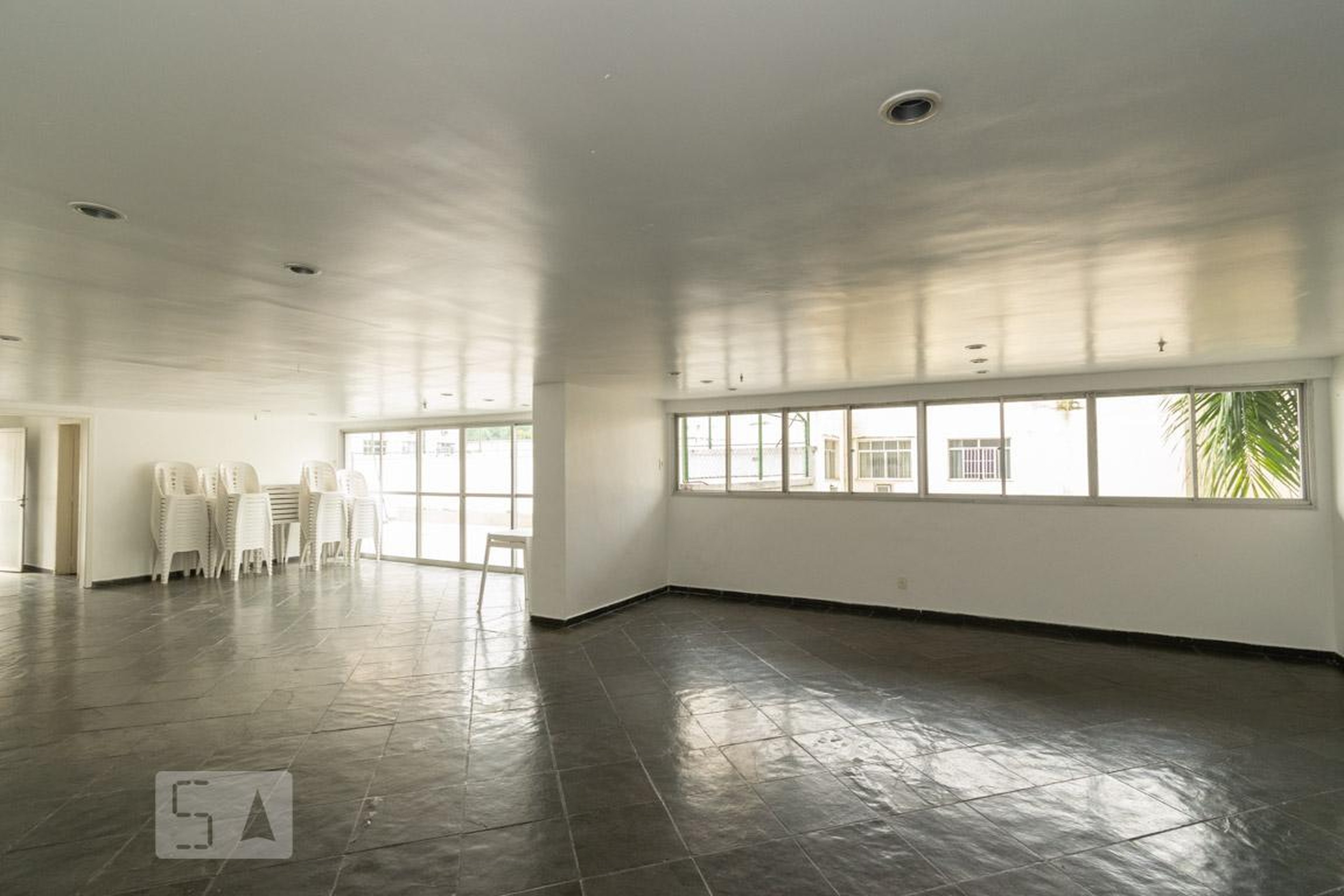 SALÃO DE FESTAS - Edifício Solar das Amendoeiras