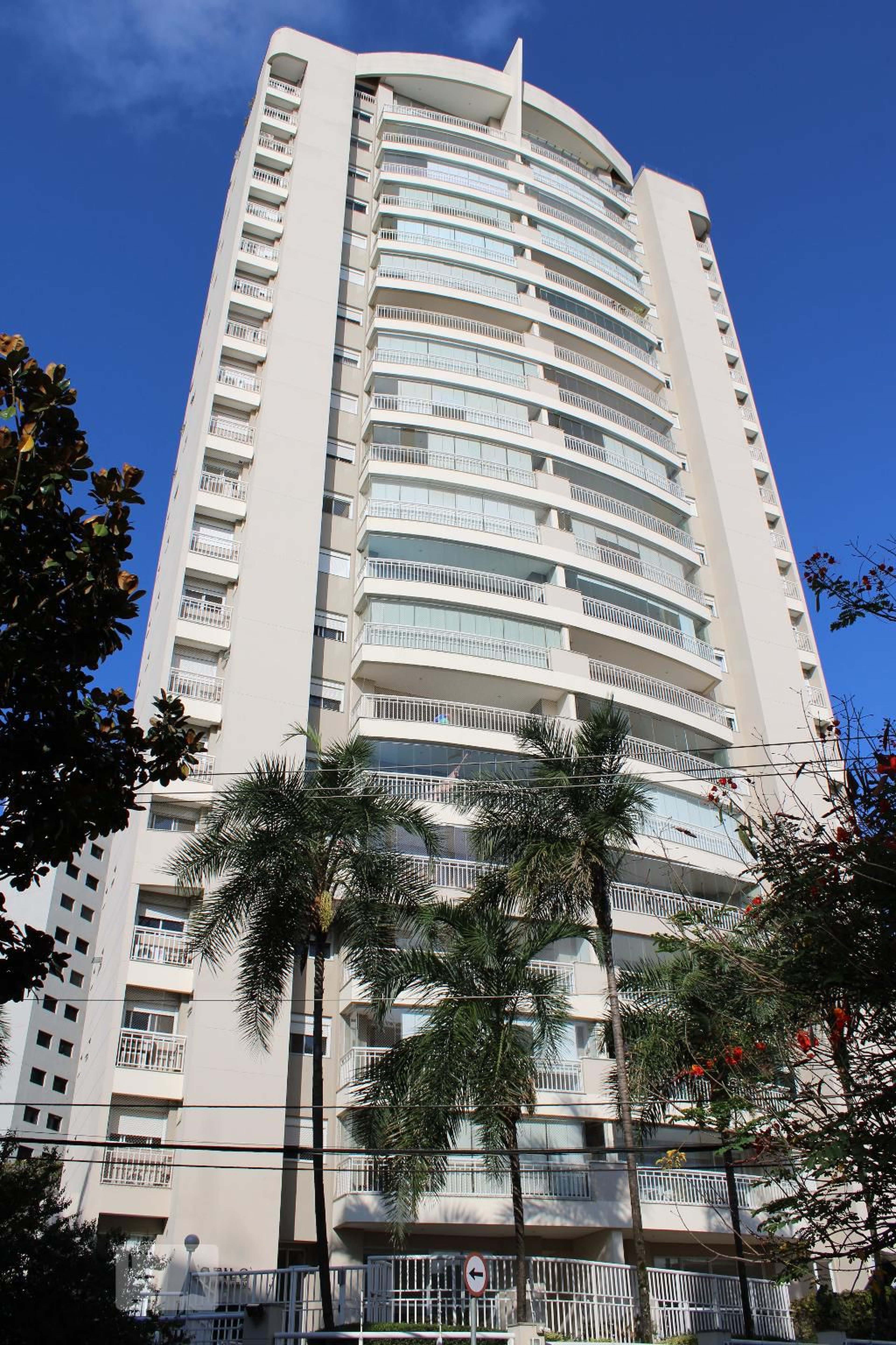 Fachada do prédio Condomínio Stilo Villa Lobos