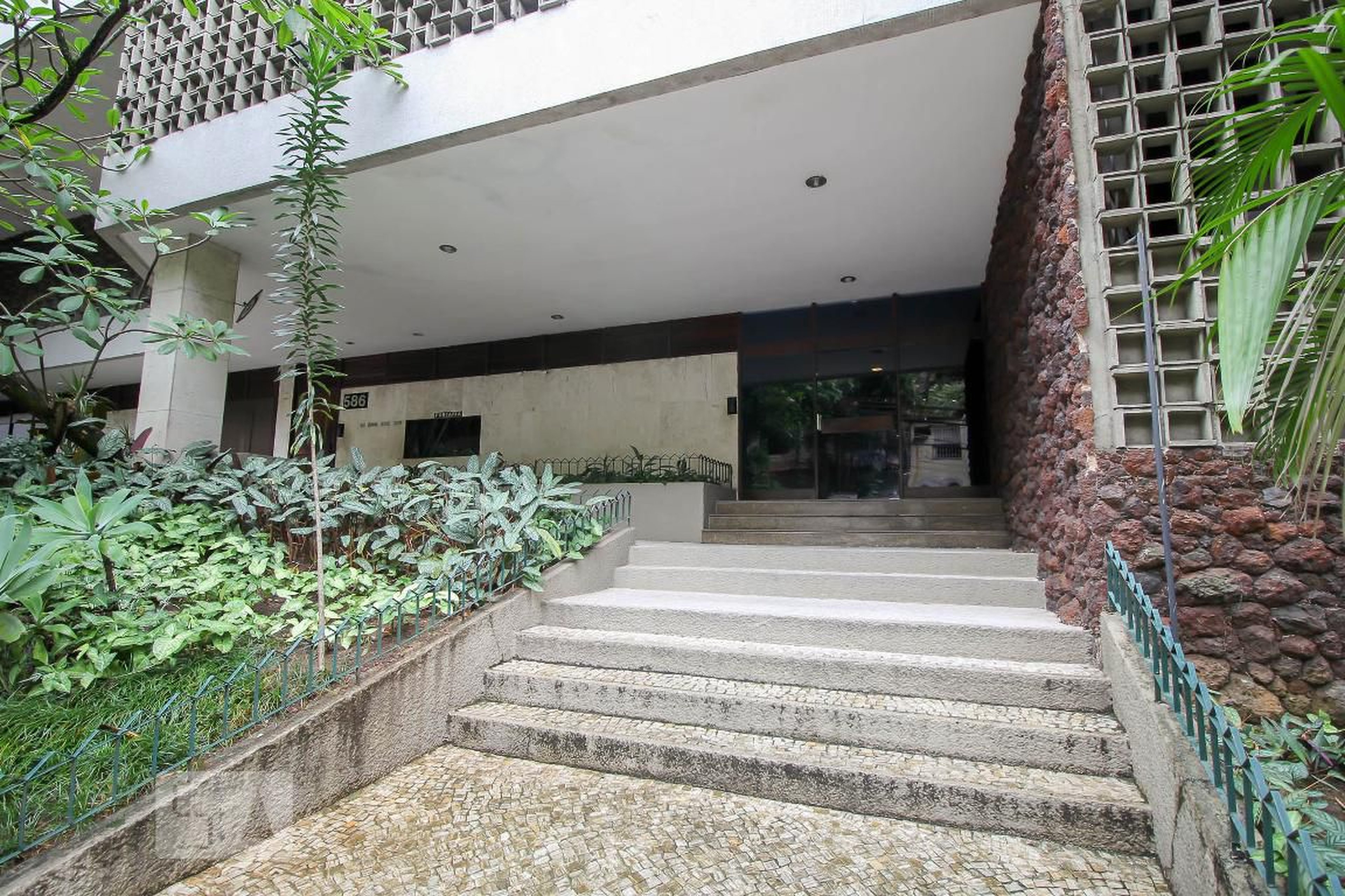 Entrada do Prédio - Edifício Água Azul