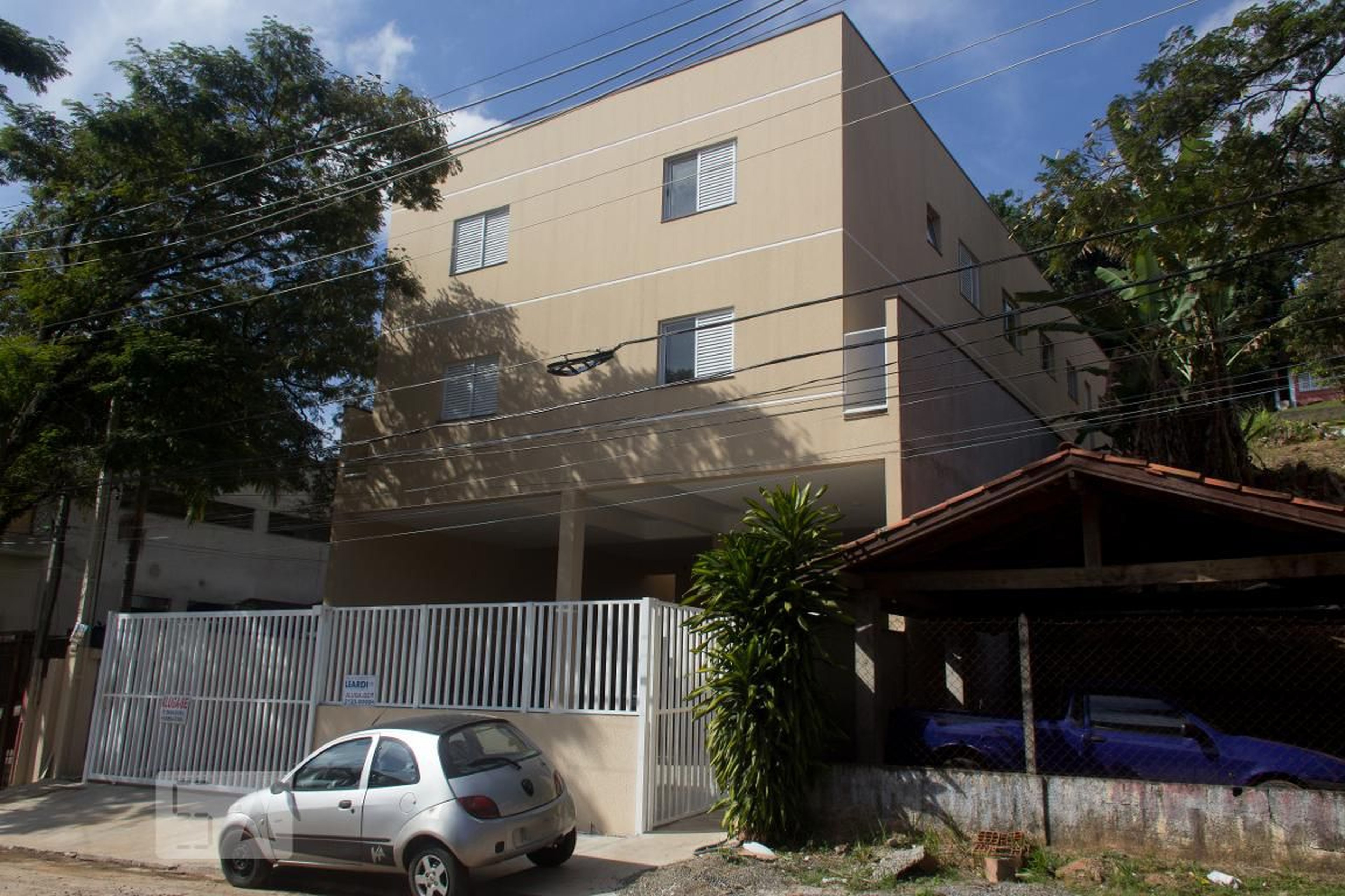 Fachada Condomínio em Rua Direita, 862