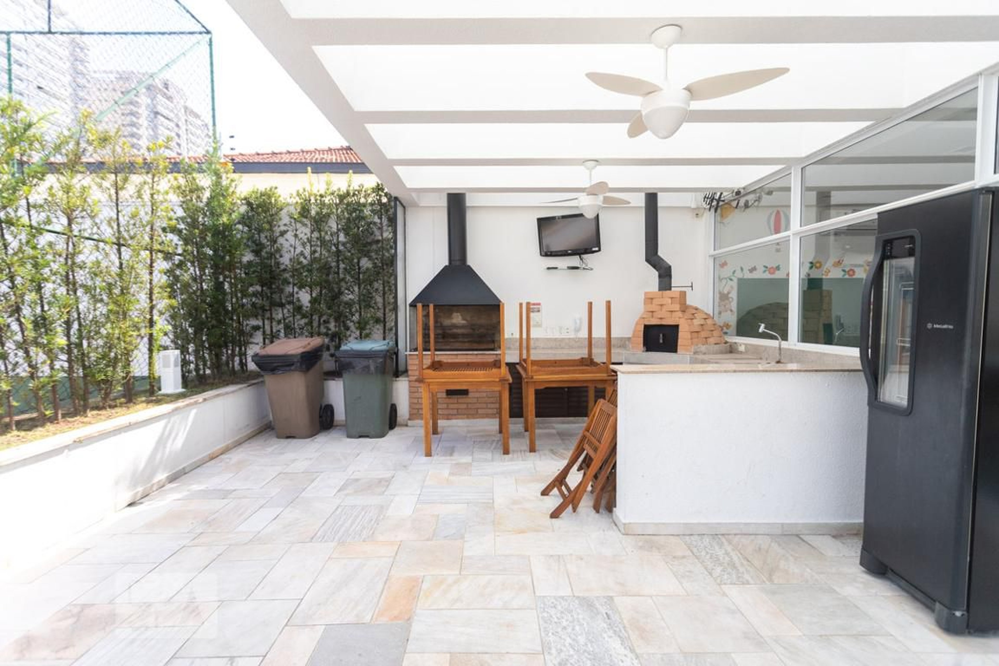 Churrasqueira - Élevé Vila Romana