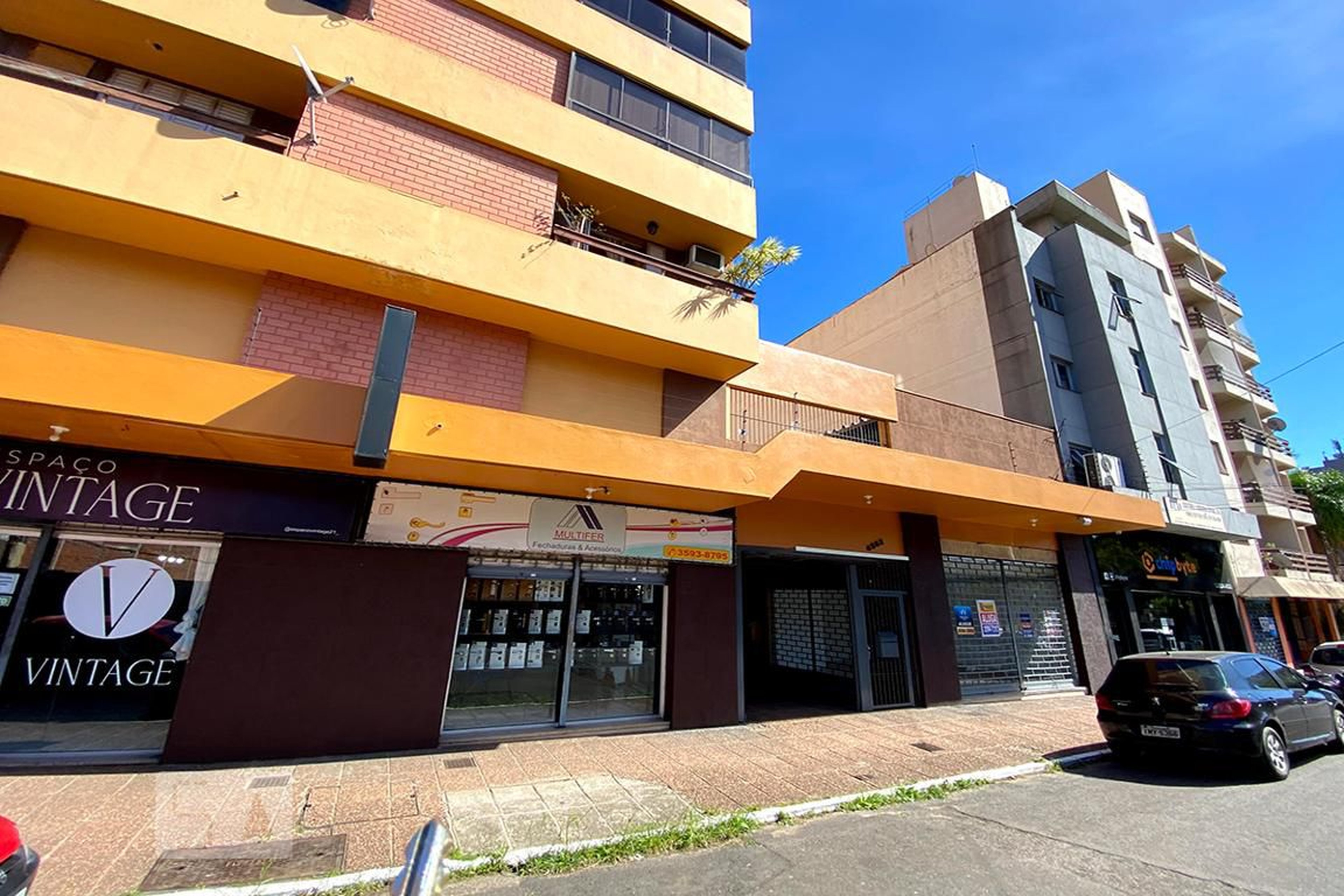 Fachada do Prédio Condomínio Galeria Dom Alfredo