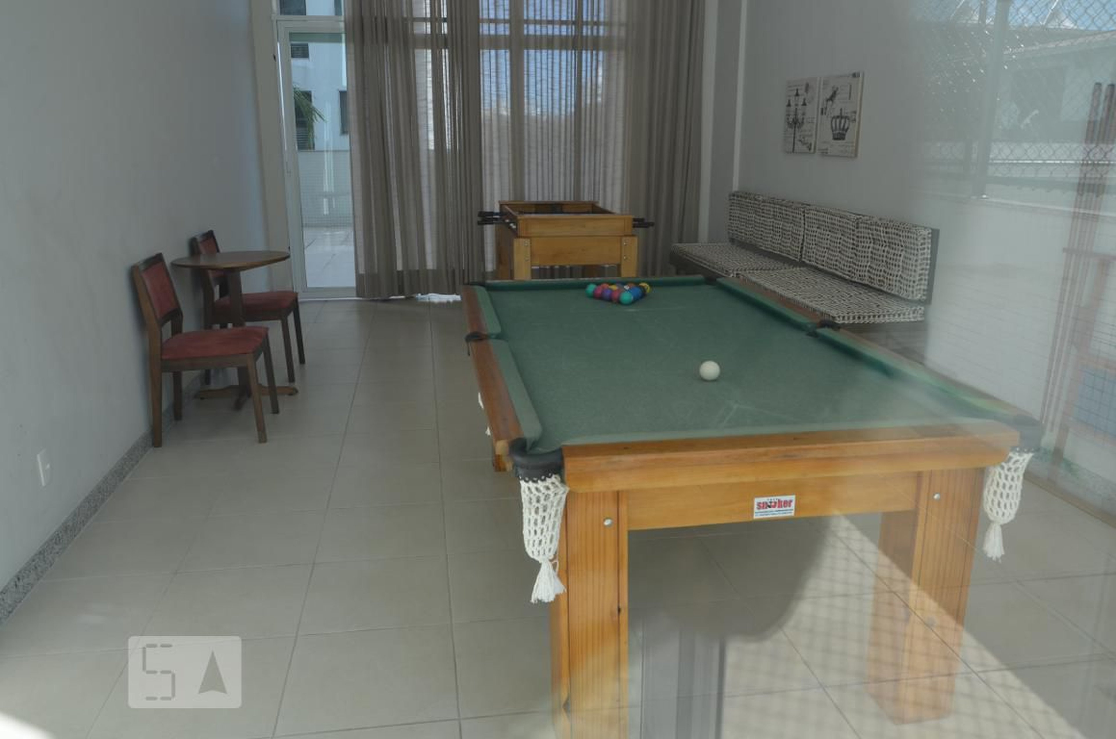 Salão de jogos - Coline DU Vert