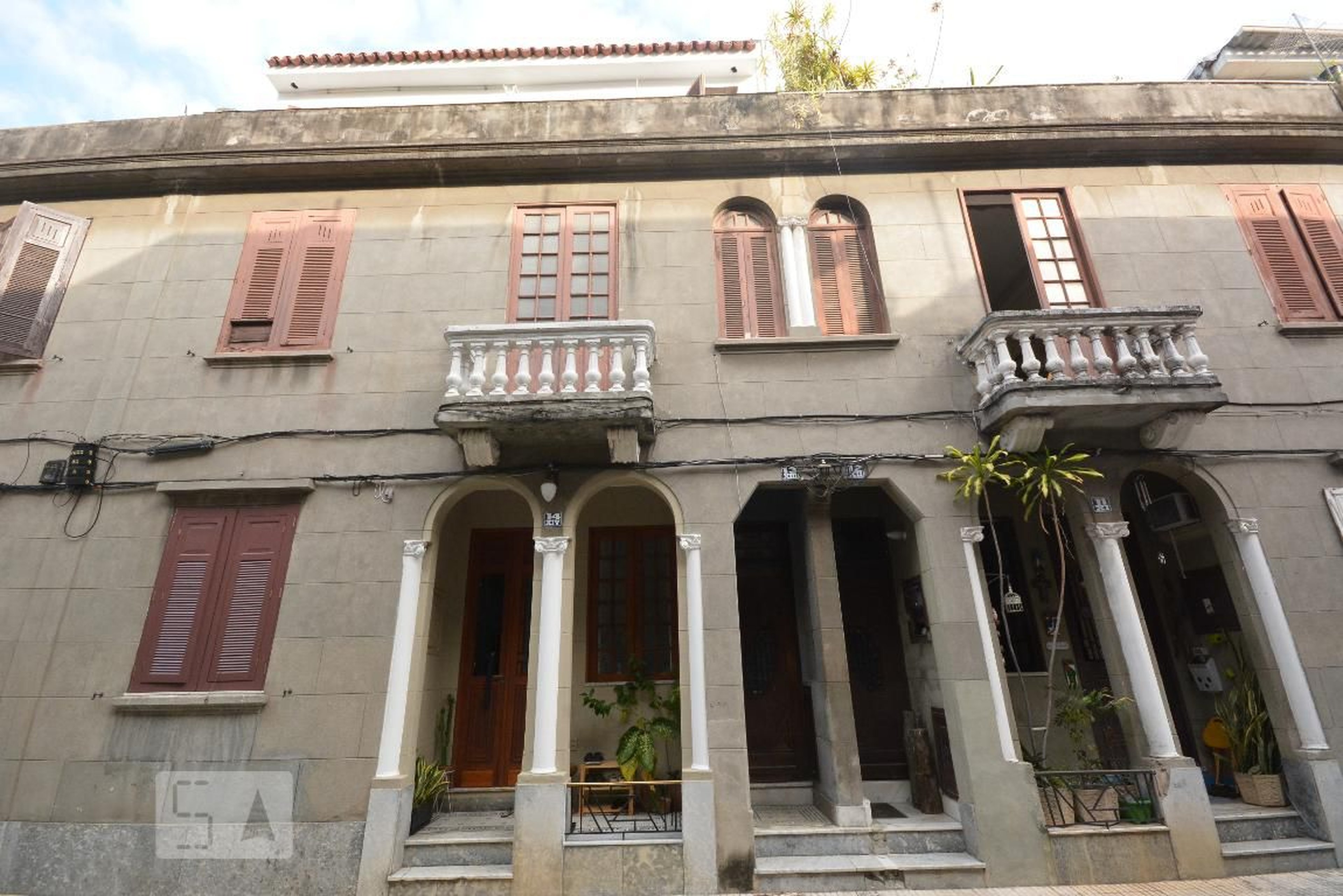 Fachada Condomínio em Rua da Passagem, 163