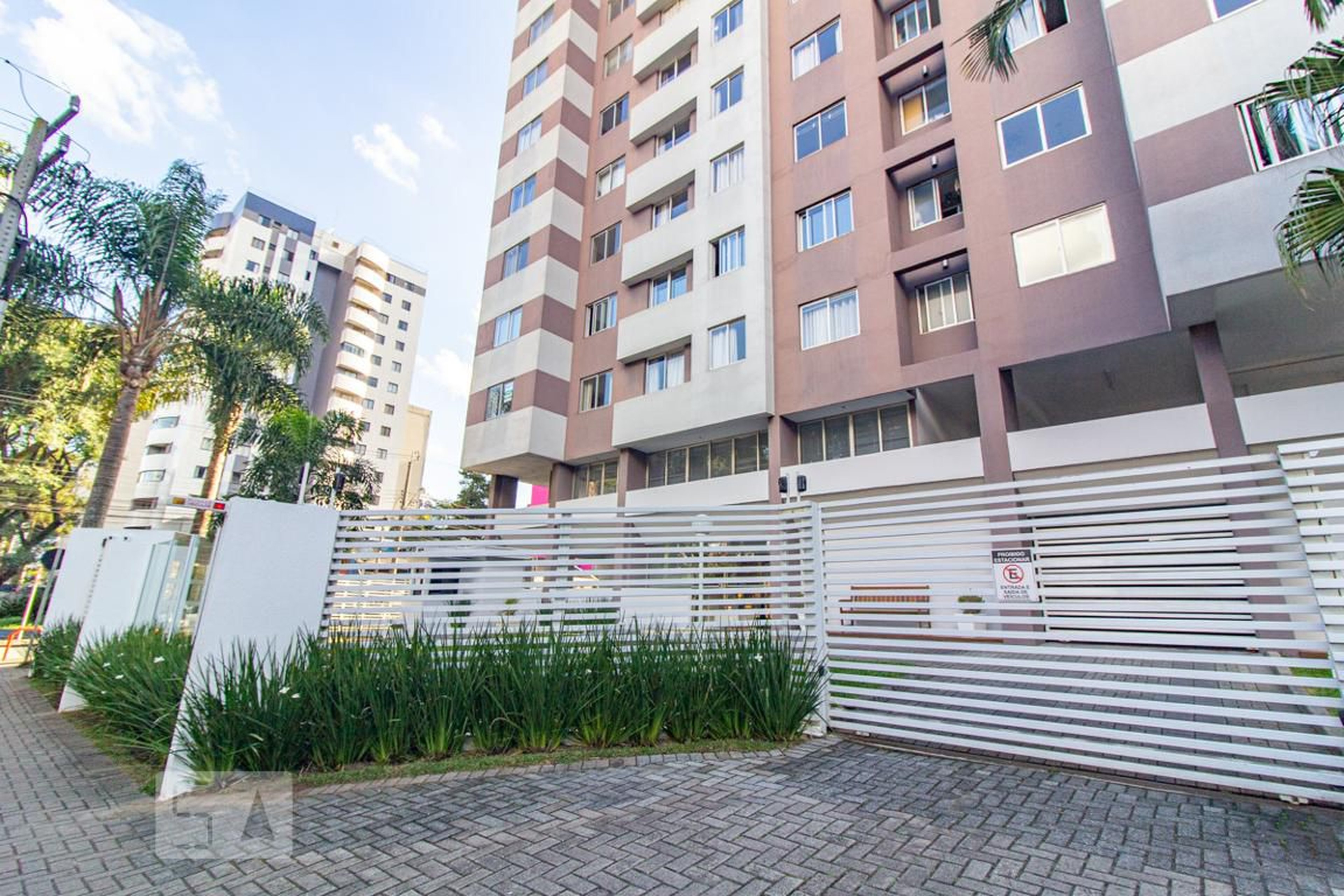 Fachada do Condomínio Edifício Edifício Rached