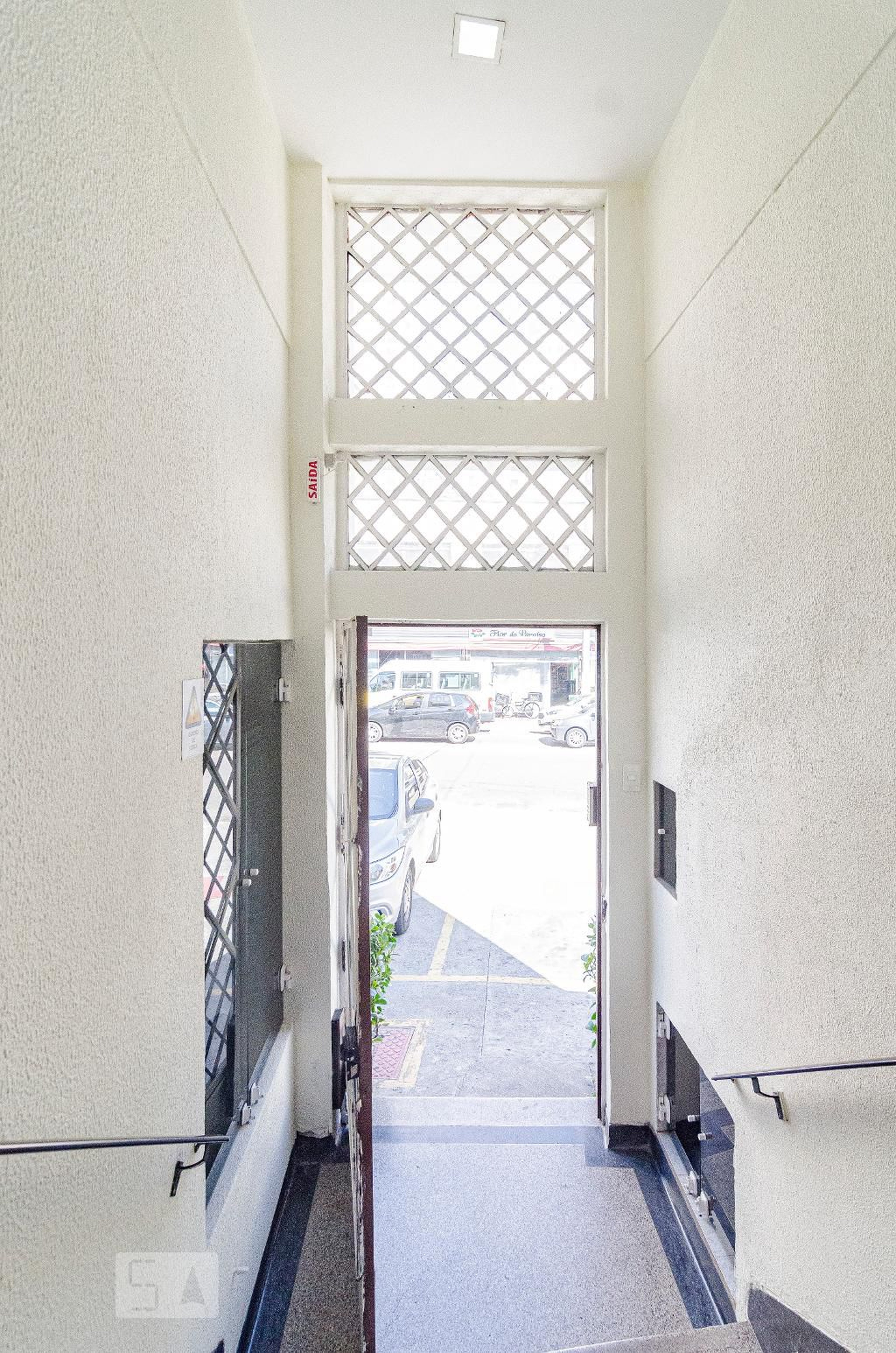 Hall - Sampaio Ferreira