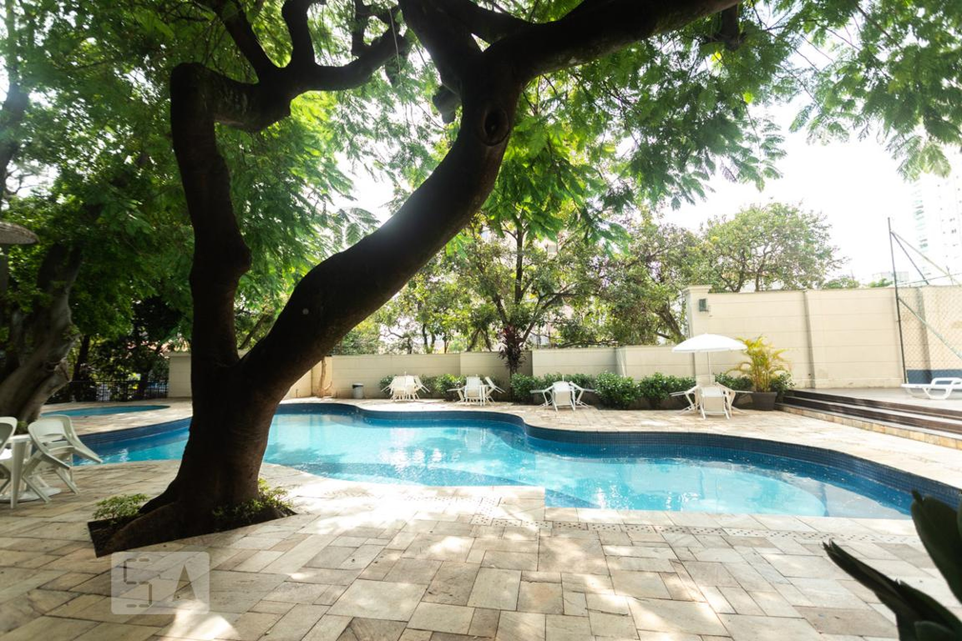Piscina - La Dolce Vita Vila Romana