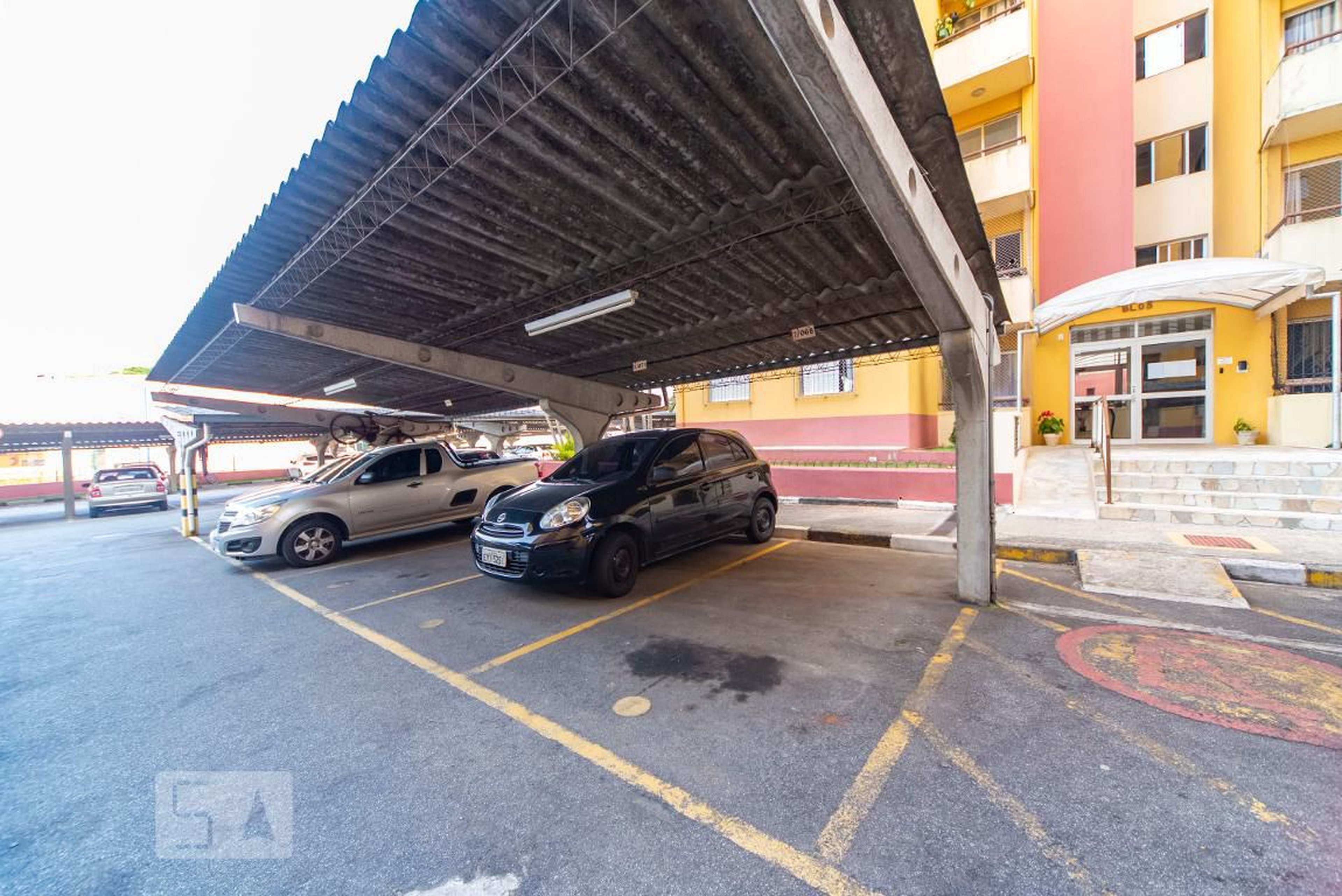 Estacionamento - Baronesa