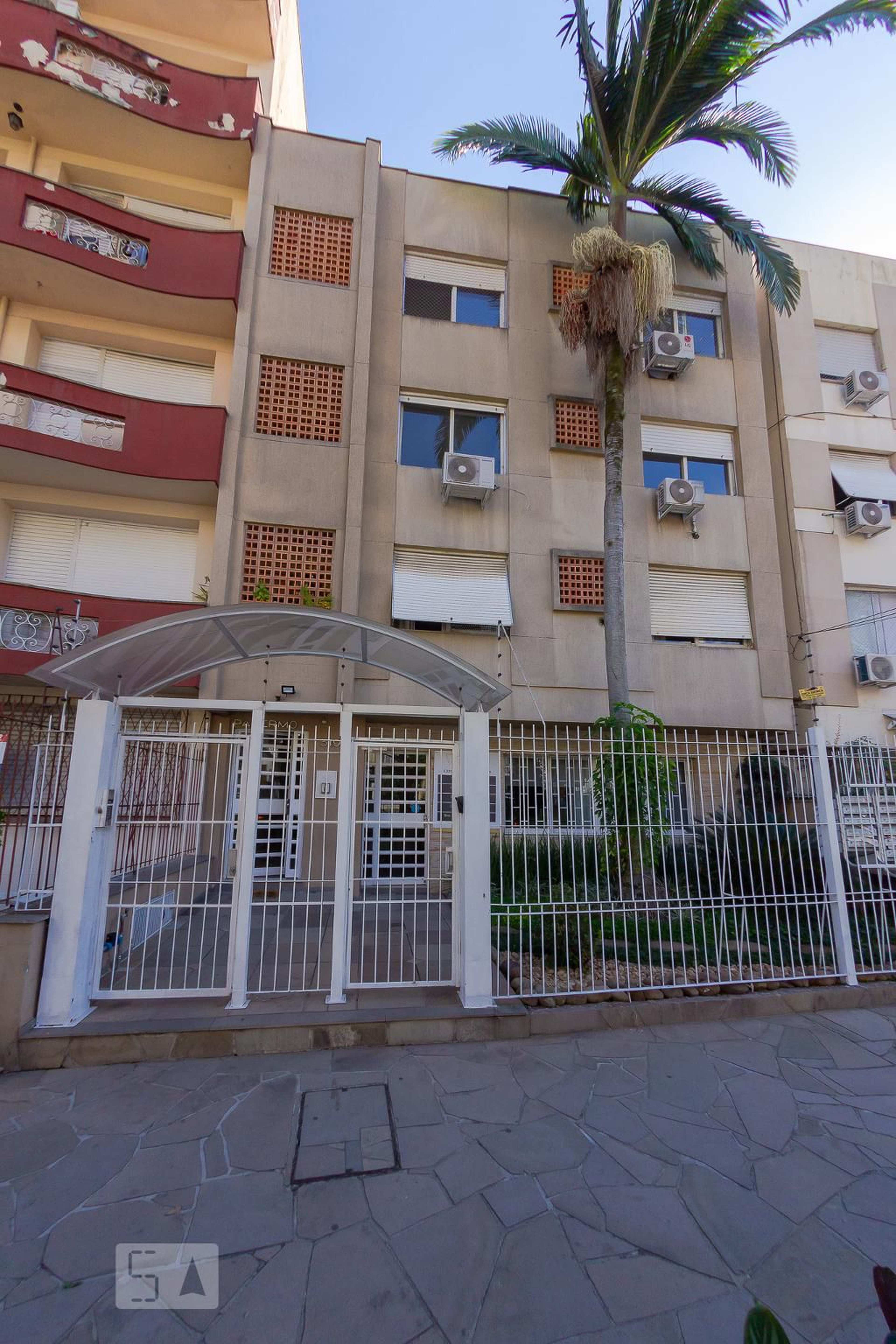 Fachada do Prédio Condomínio Palermo