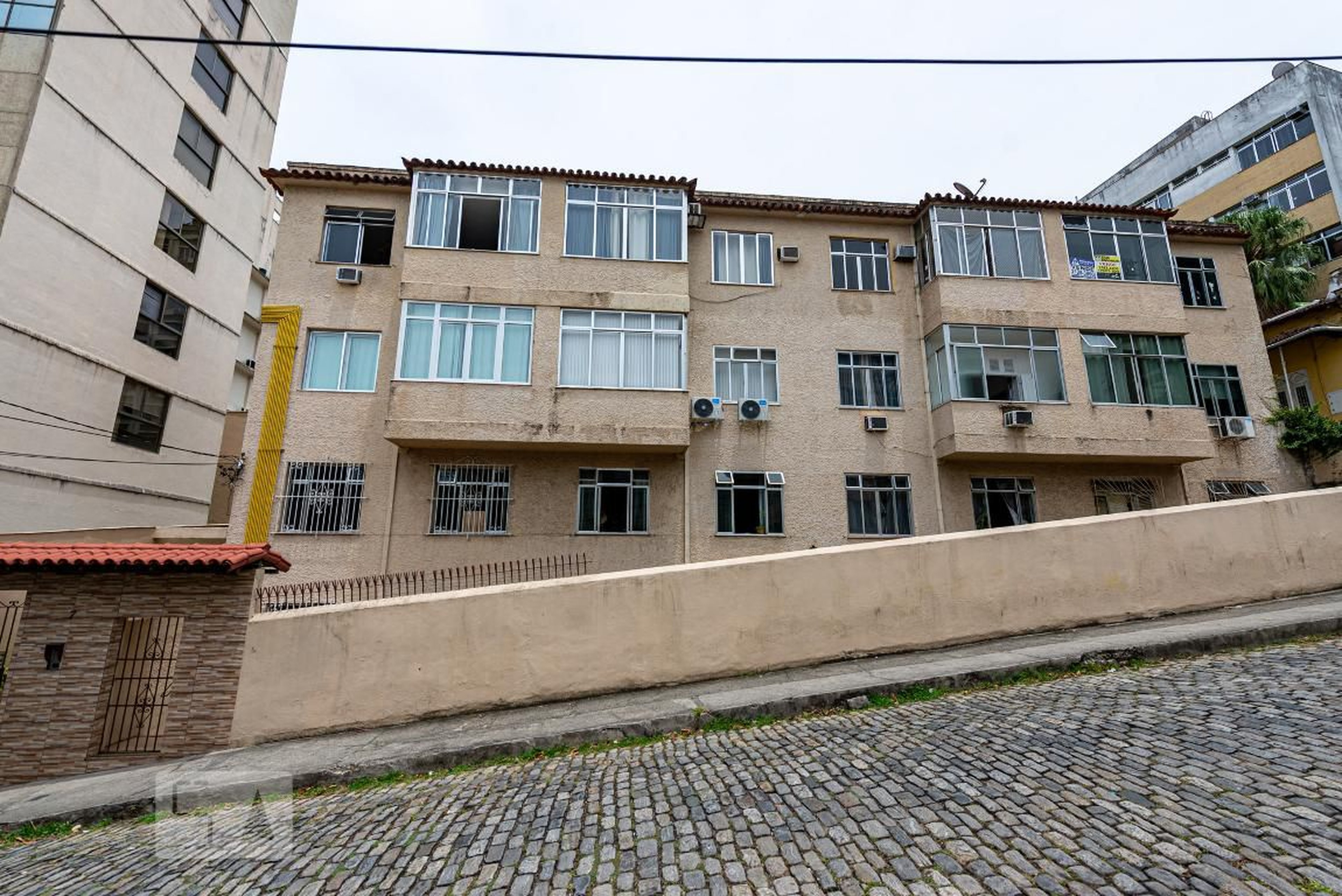 Fachada Edifício Faro