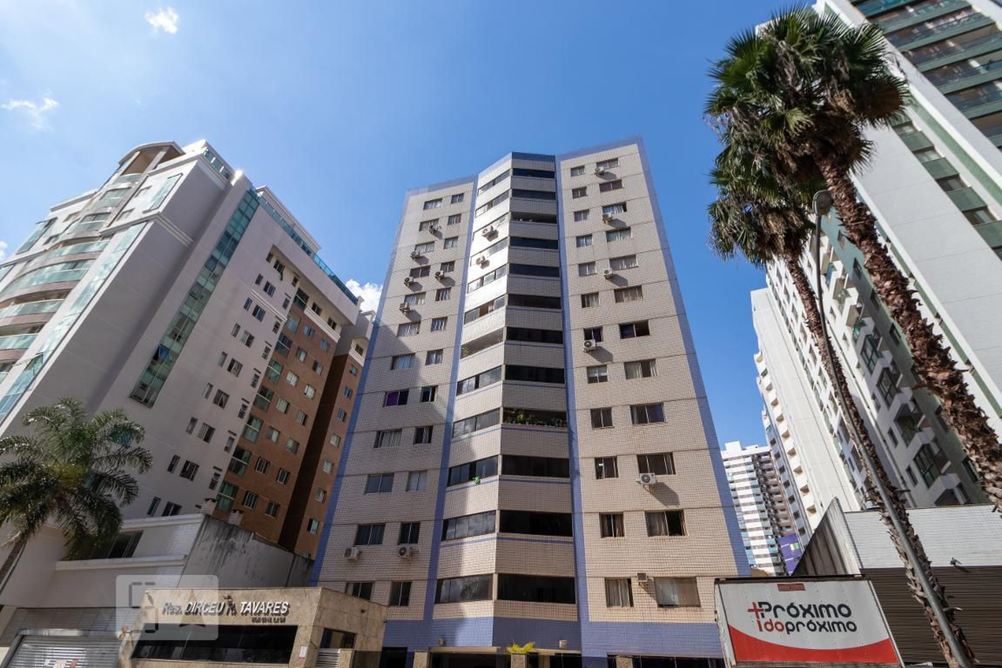 Fachada Condomínio Dirceu da Rocha