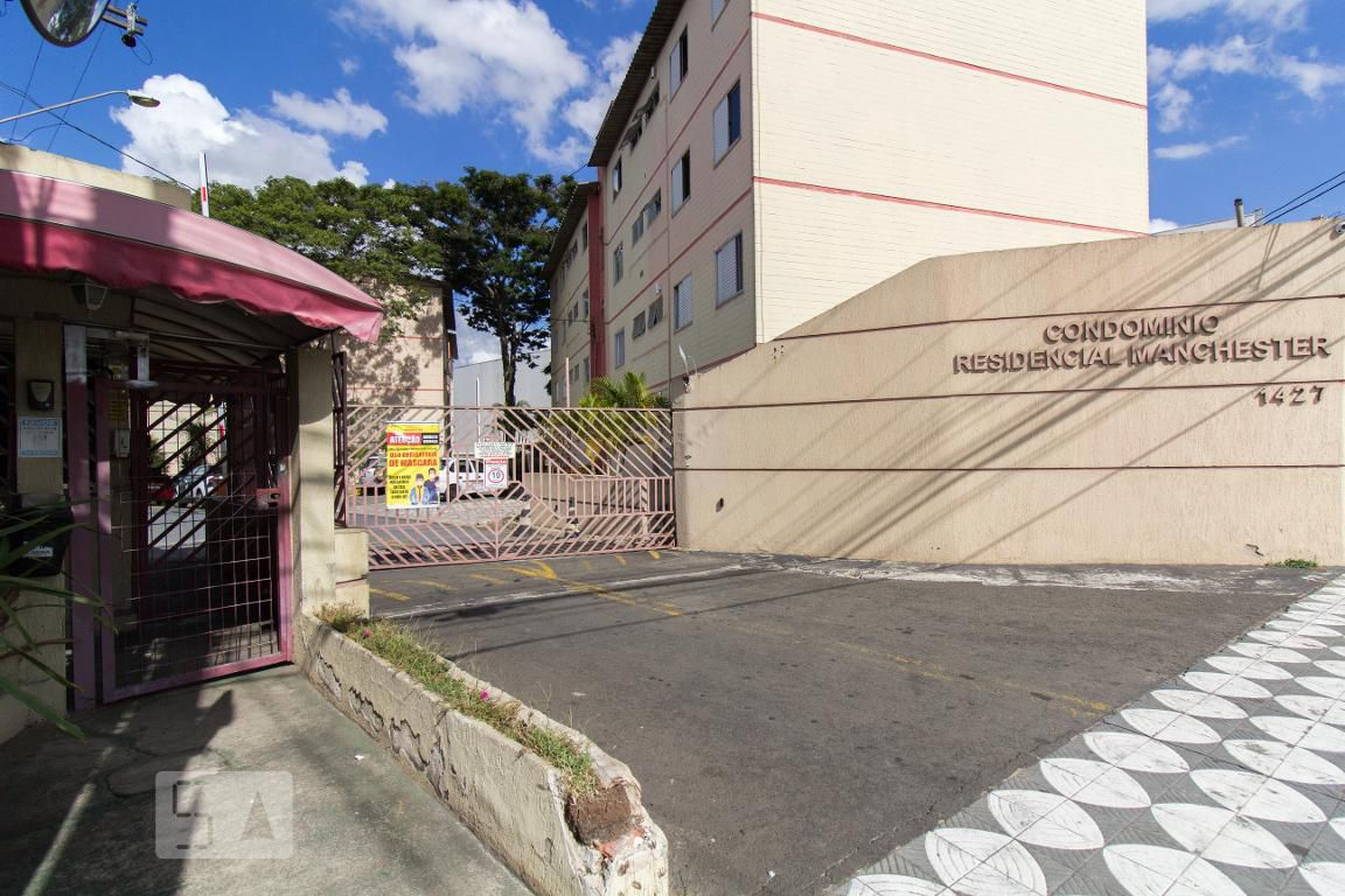 Fachada Condomínio em Avenida General Carneiro, 16