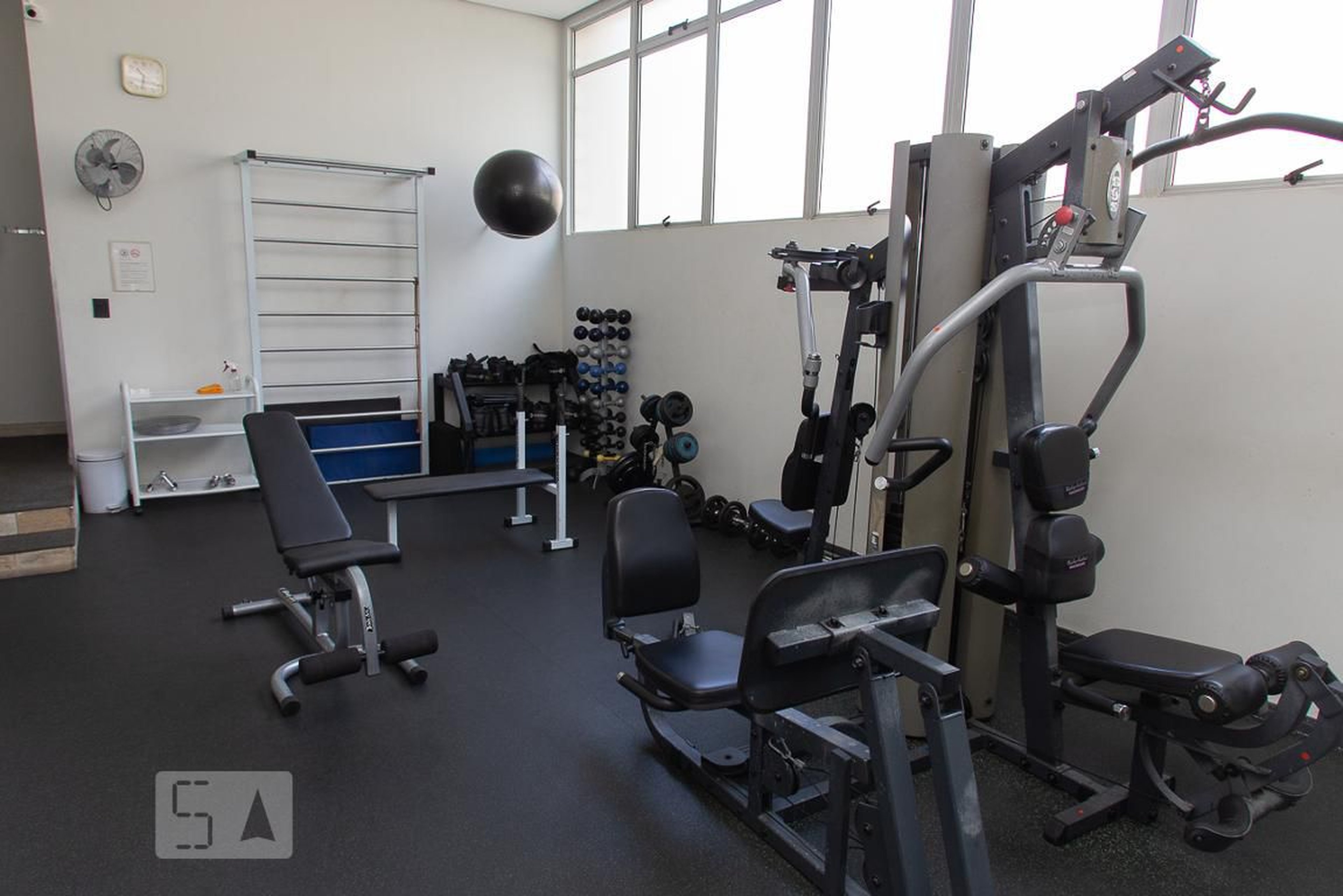 Academia - Yvonne Coulaud