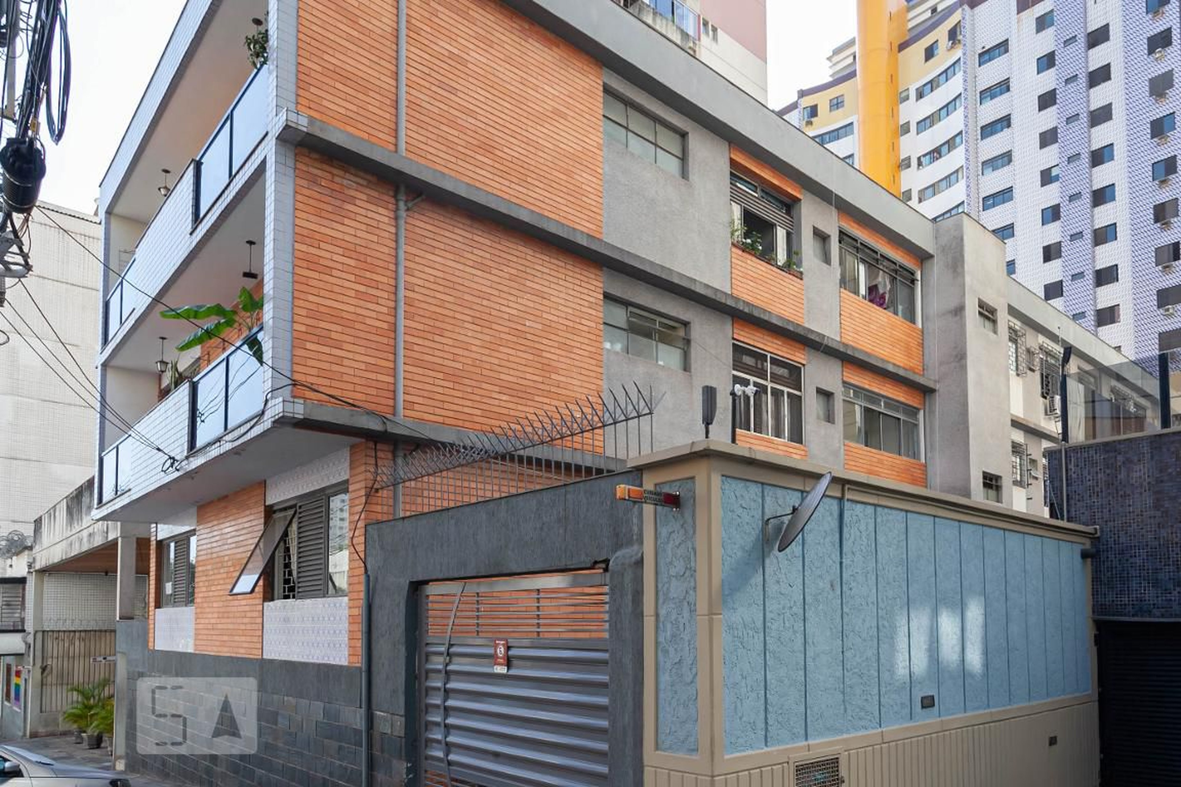 Fachada do Prédio Condomínio em Rua Gonçalves Dias, 344