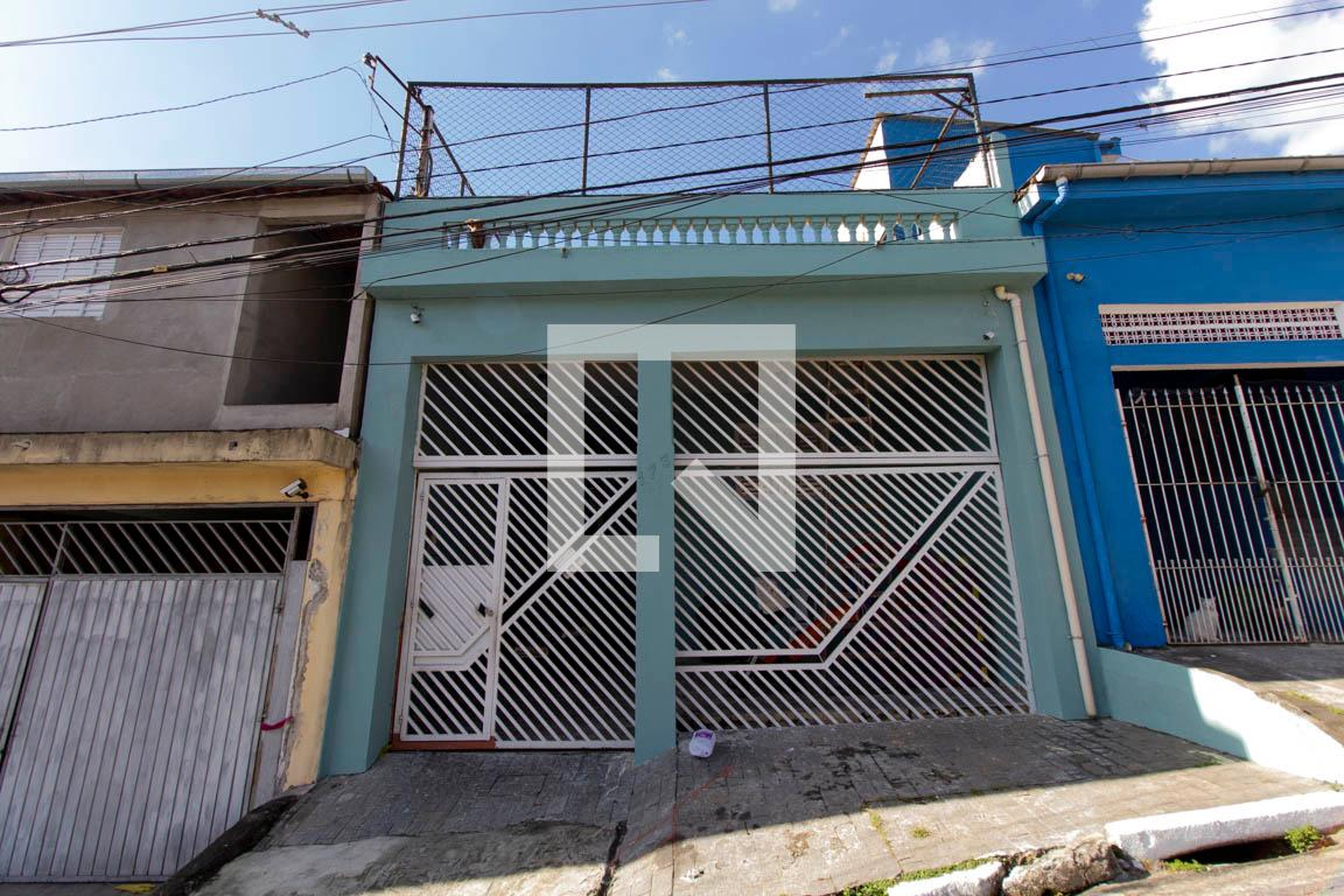 Fachada Condomínio em R. São Turíbio, 173