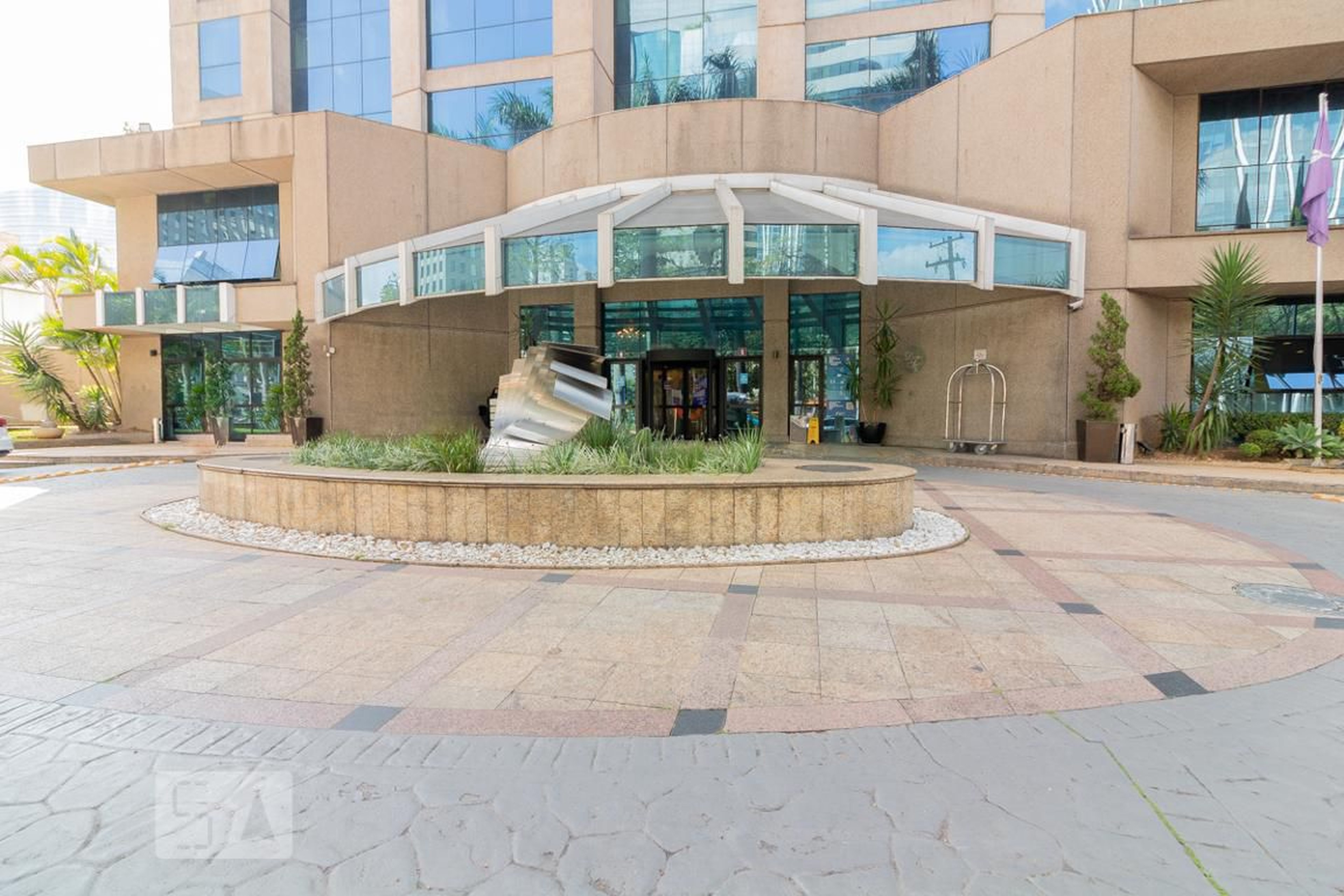 Fachada Condomínio em Avenida Brigadeiro Faria Lima, 3989