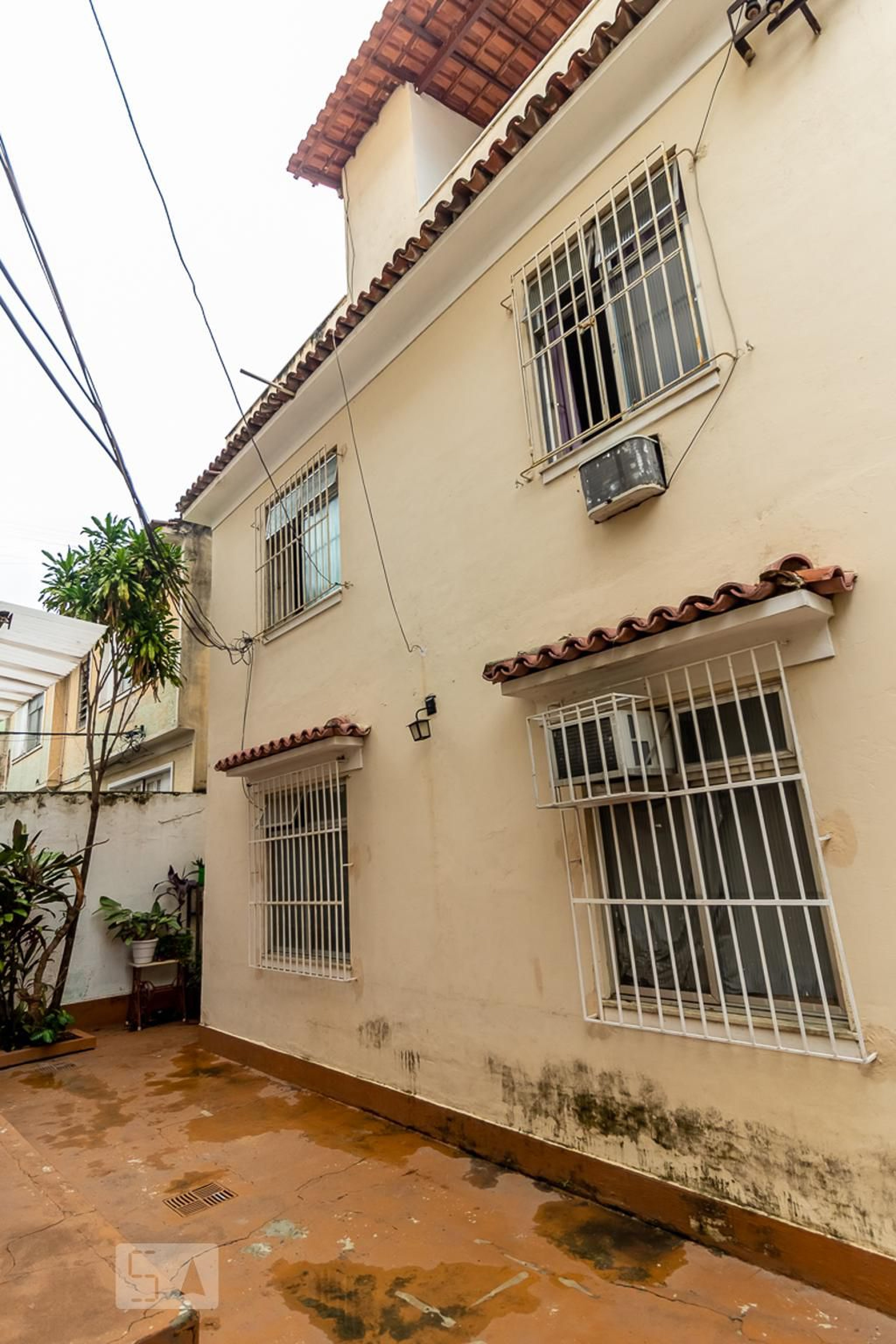 Fachada Condomínio em Rua José Roberto, 129