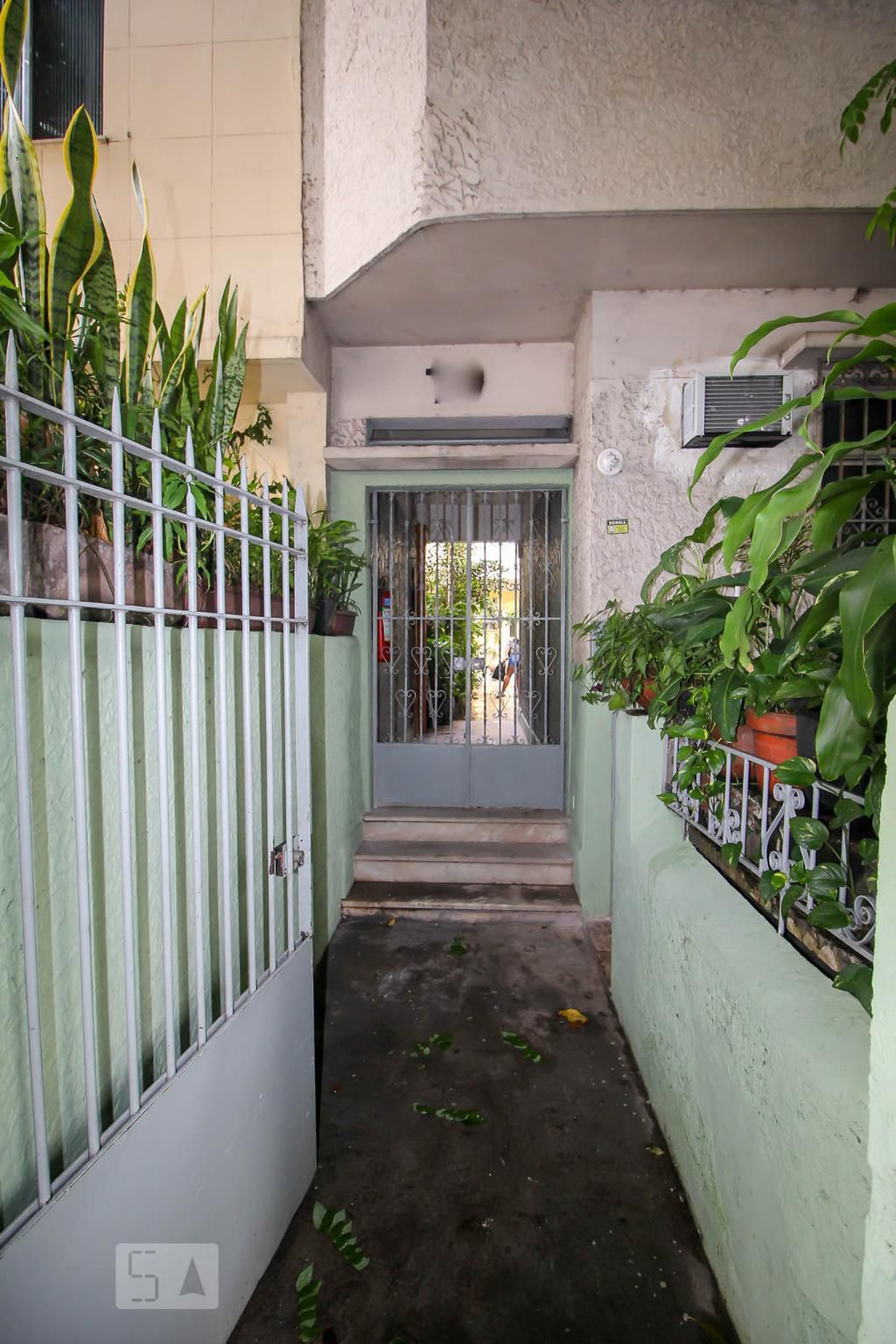 Entrada do Prédio - null