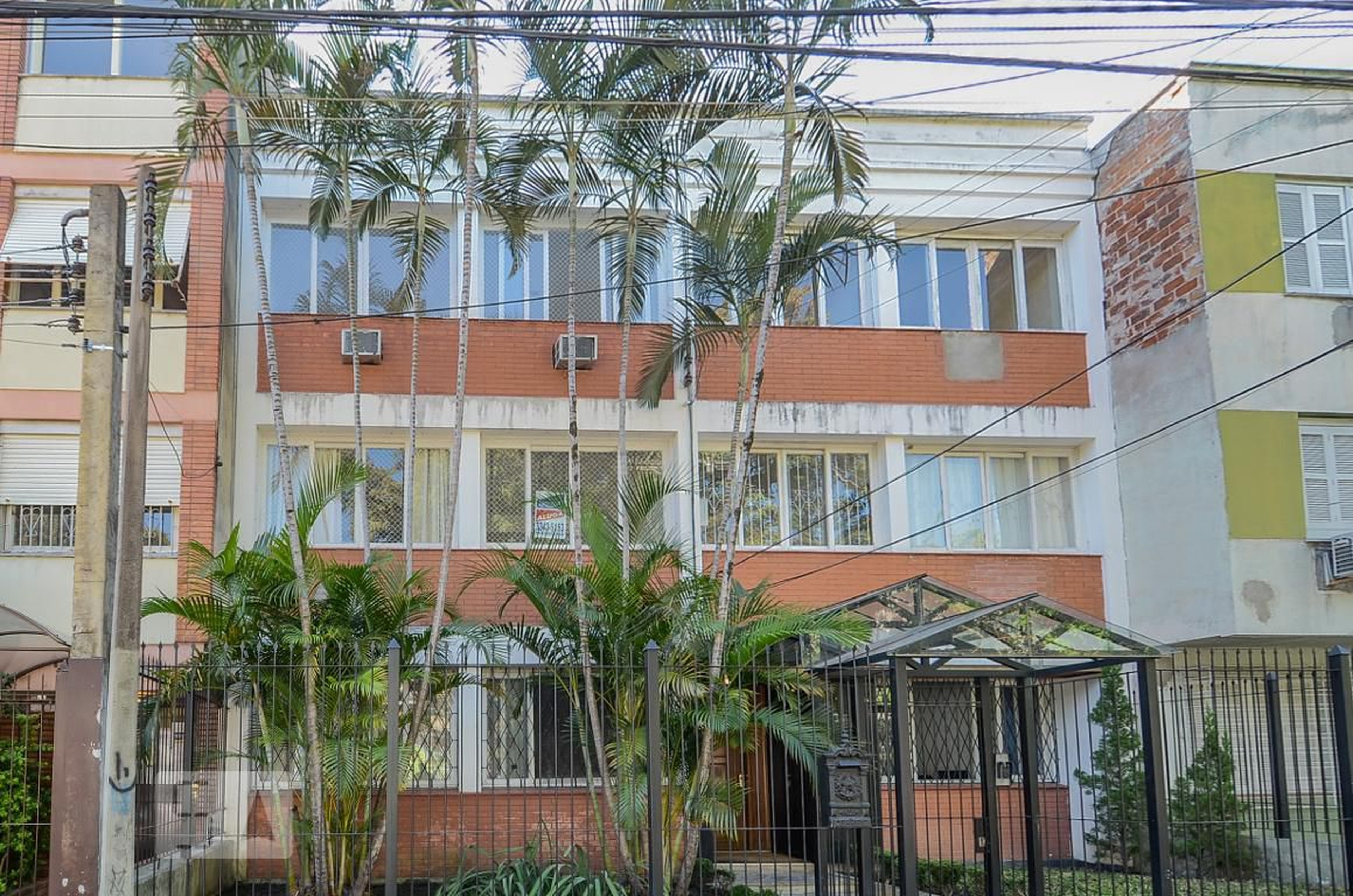 Fachada Condomínio em Rua Baronesa do Gravataí, 34