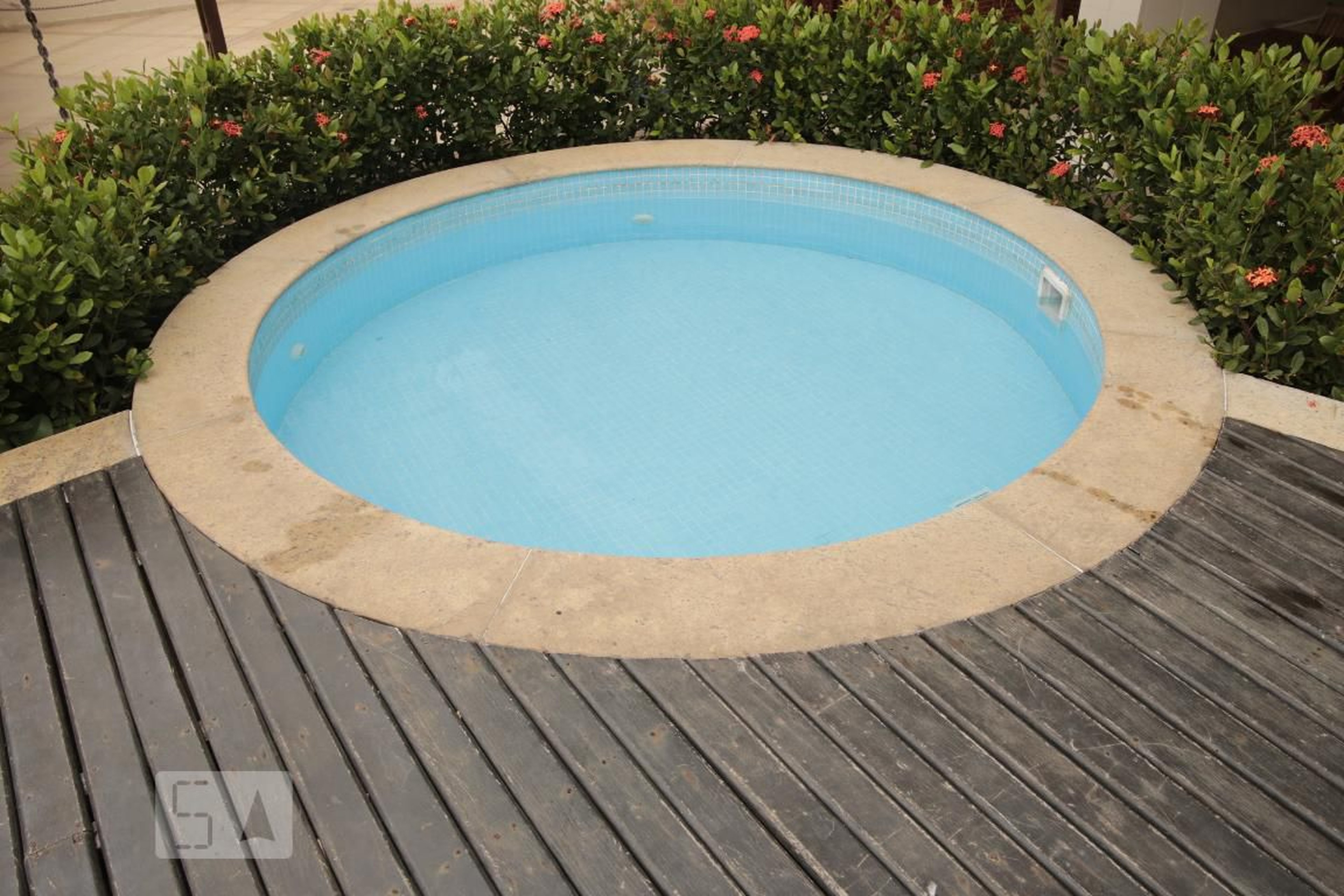 Piscina - Edifício Conde de Place