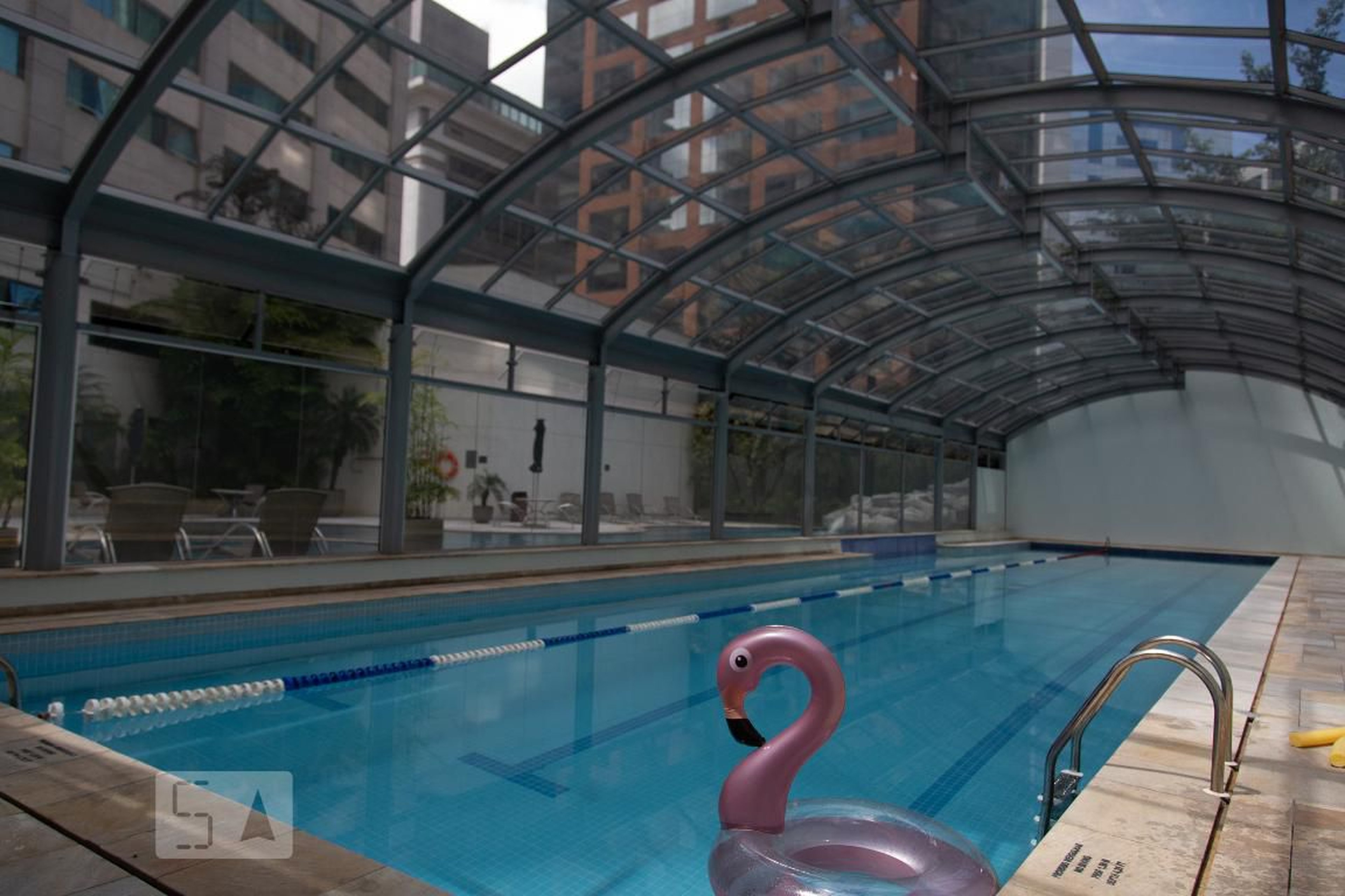 Piscina coberta - Radisson Vila Olímpia