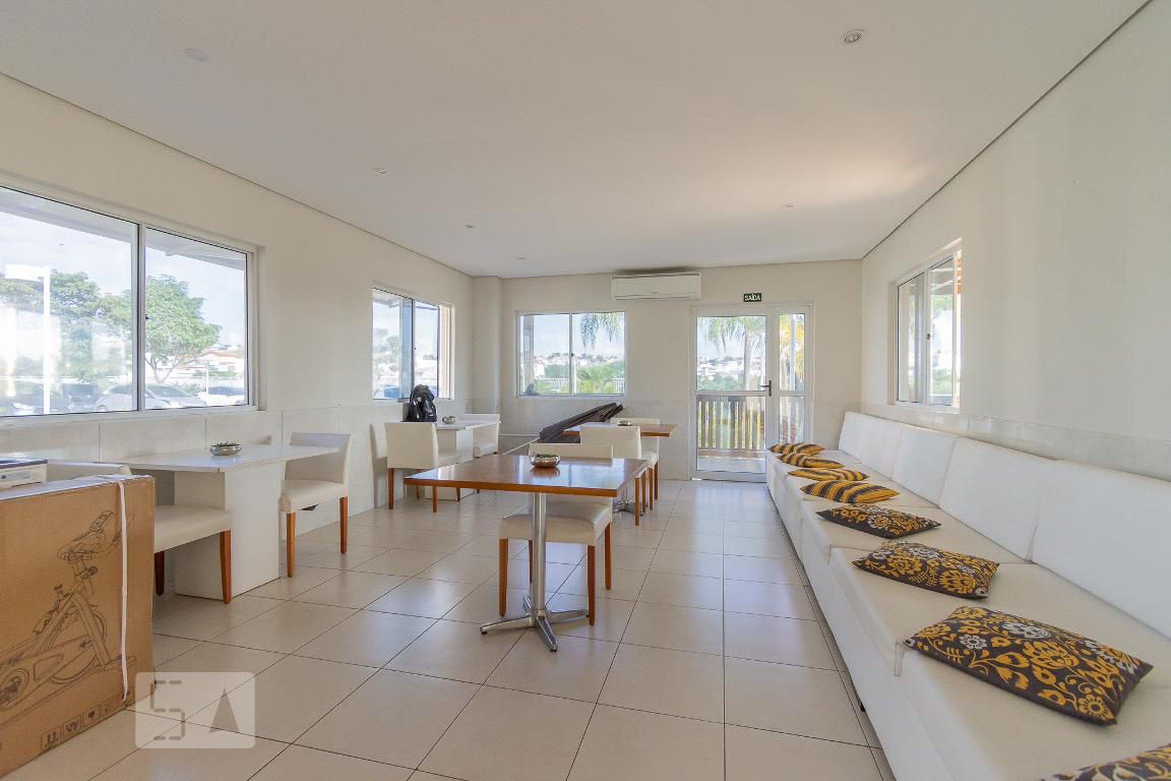 Salão de Festas - Nogueira