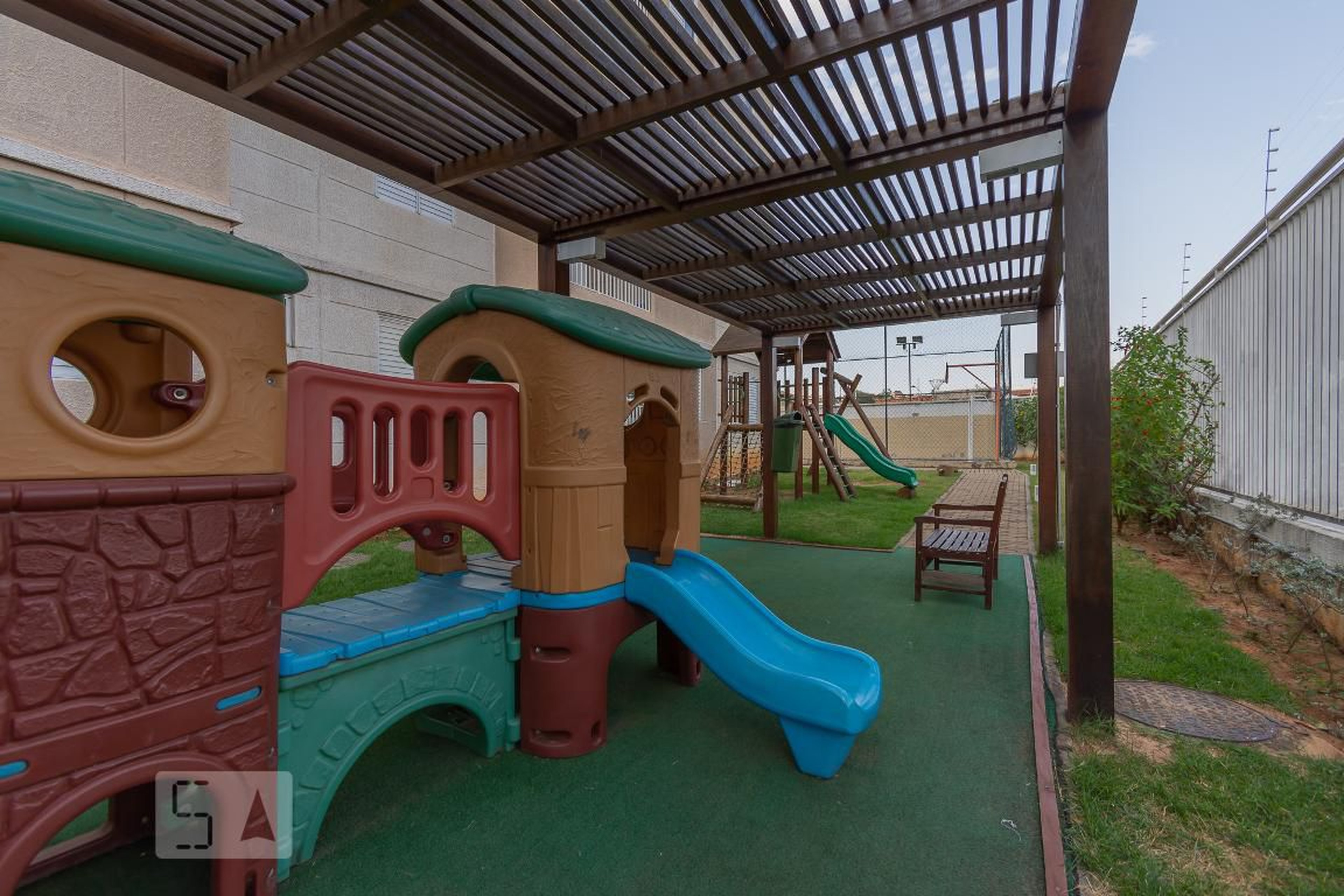 Playground - Nogueira