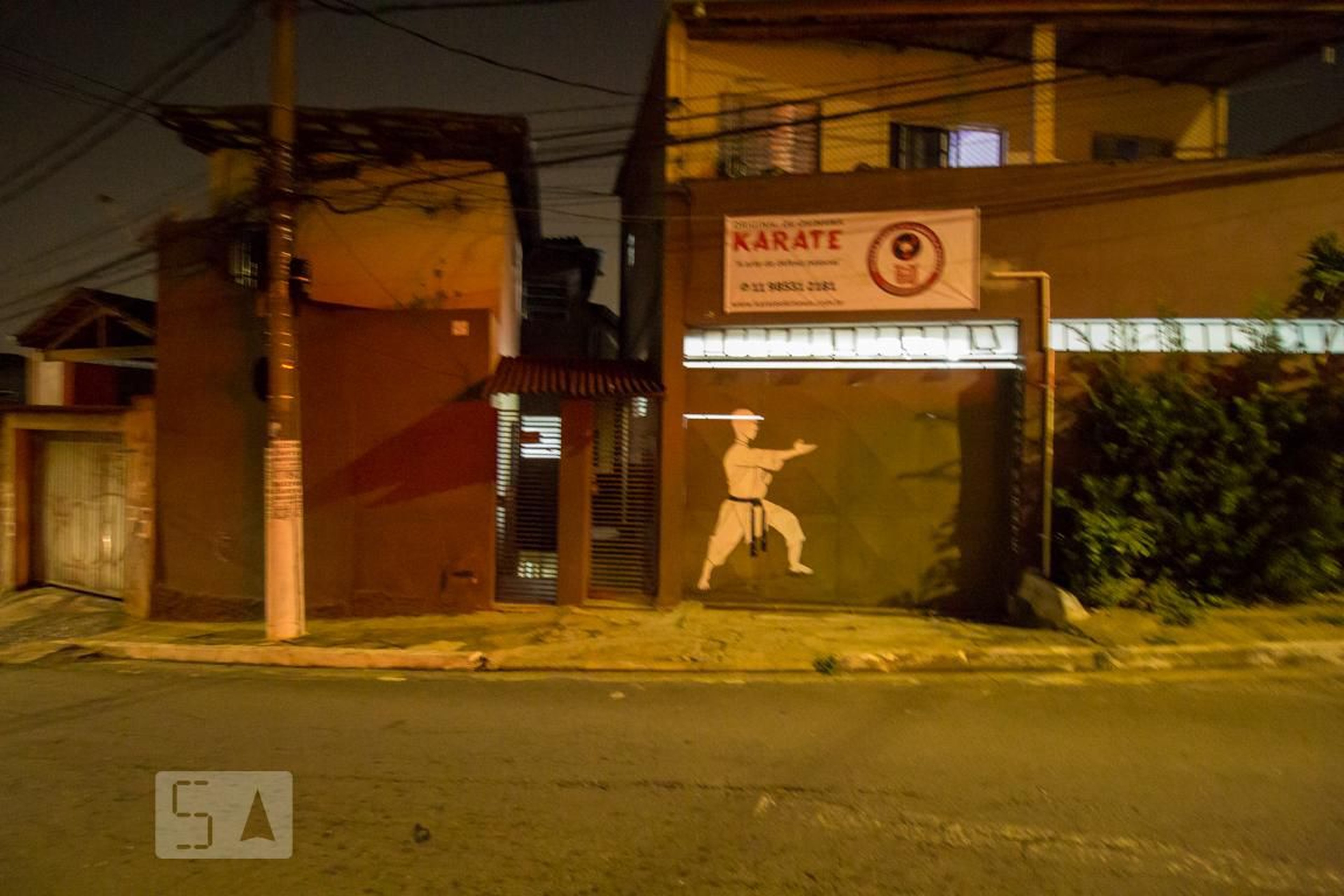 Fachada Condomínio em Rua Manuel da Costa Vale, 95