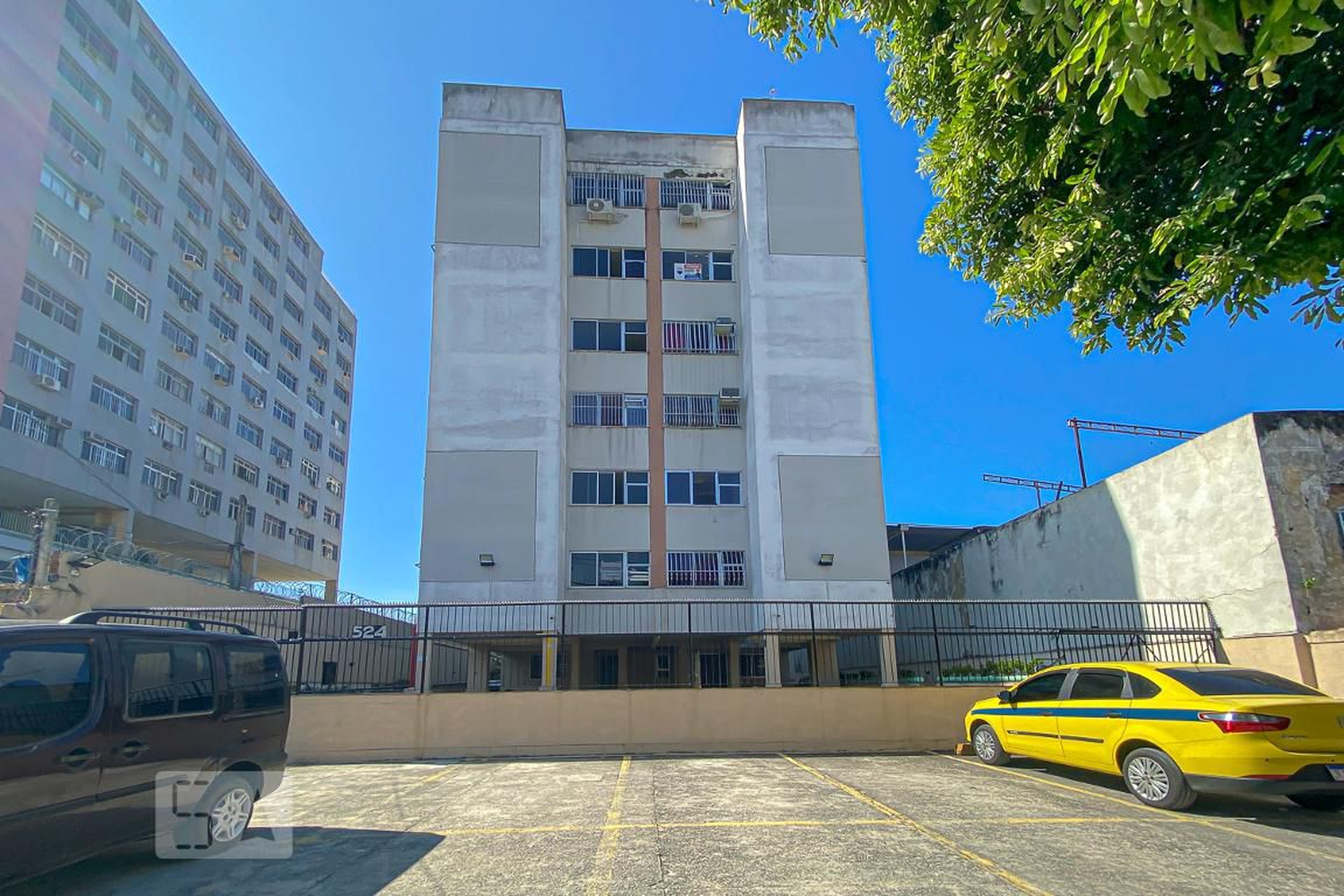 Fachada do Condomínio Edifício Parque Leopoldina